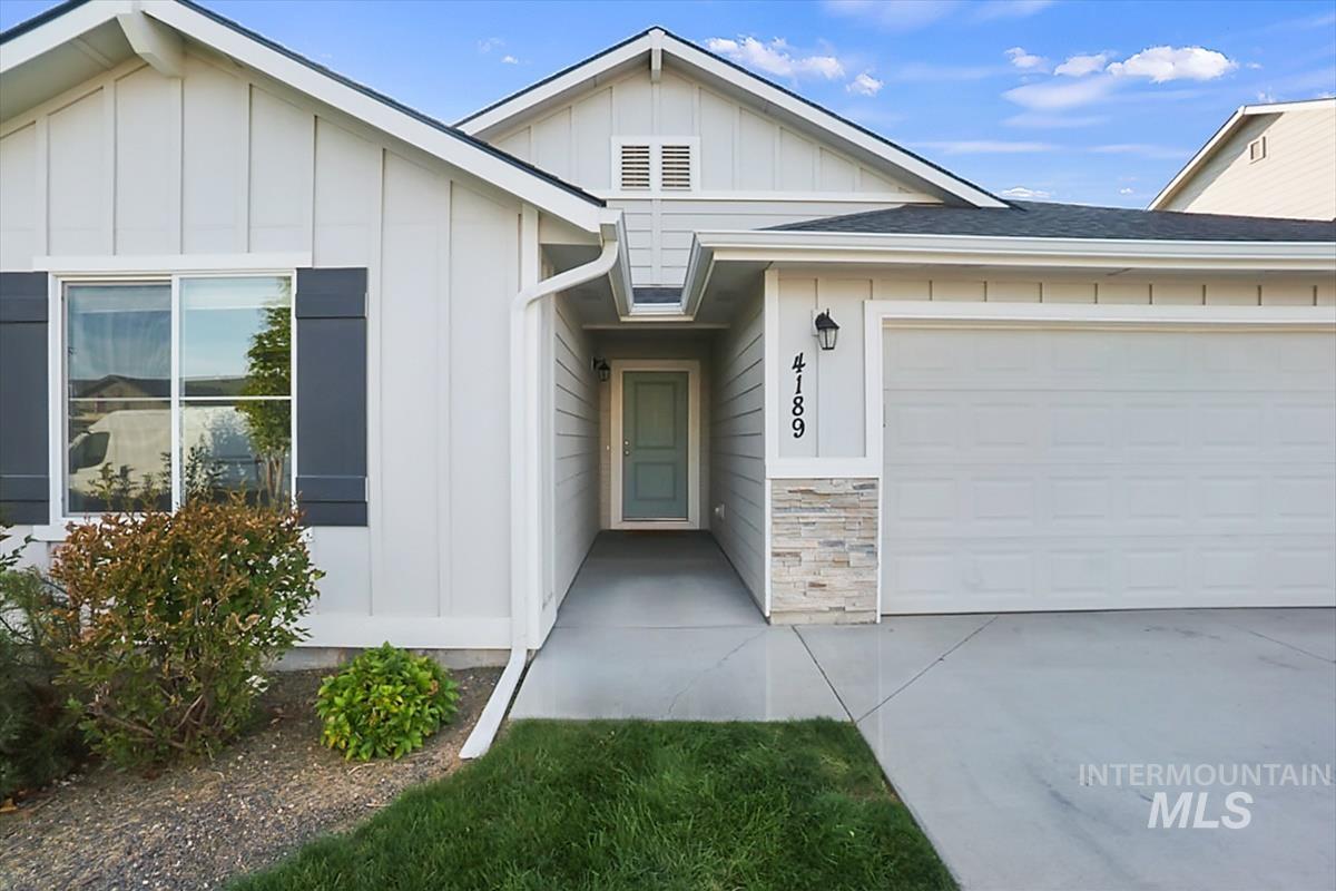 4189 S S Leaning Tower Ave, Meridian, Idaho 83642, 4 Bedrooms, 2 Bathrooms, Residential For Sale, Price $489,990,MLS 99003020