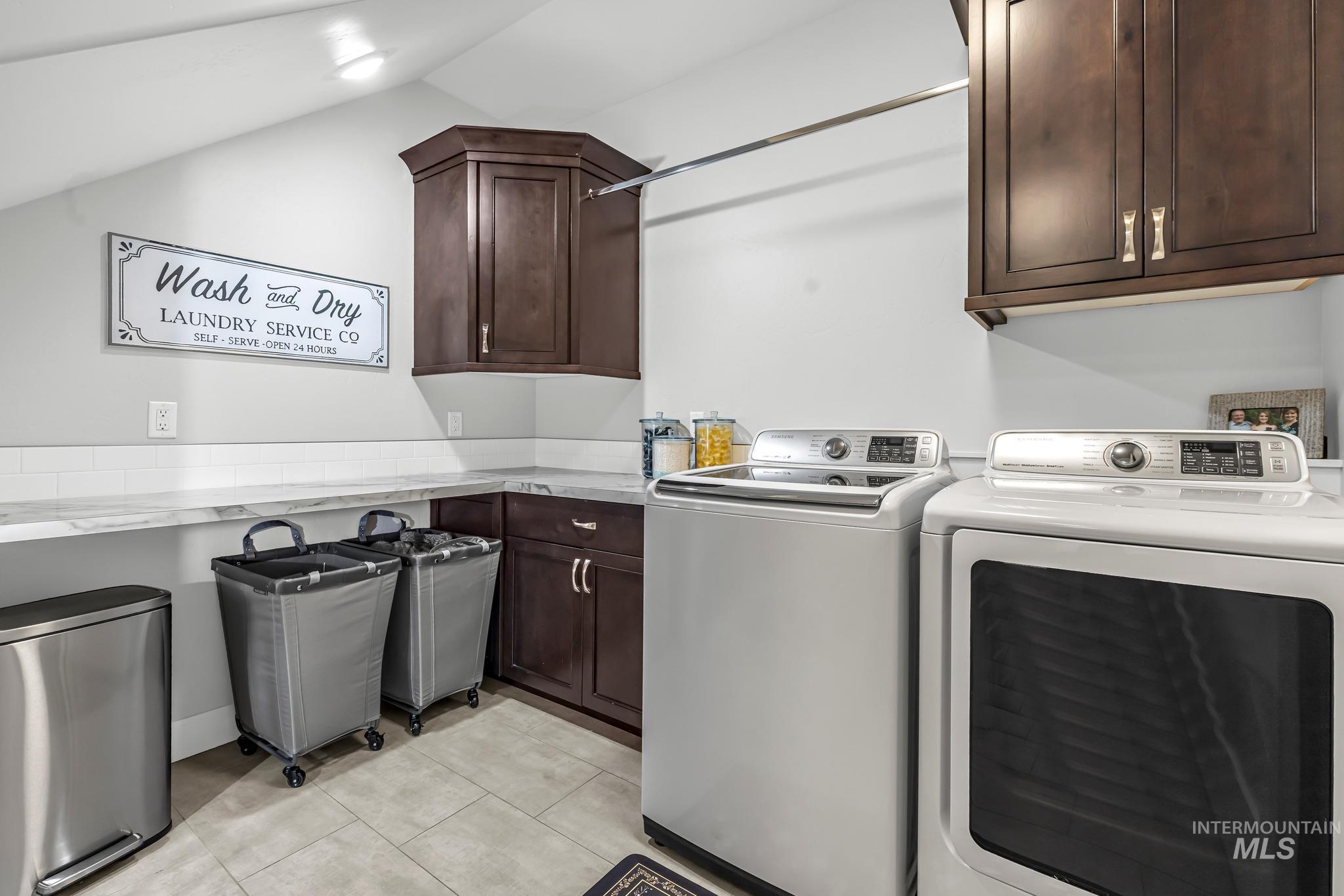 2125 Canyon Village Cir, Twin Falls, Idaho 83301, 4 Bedrooms, 3 Bathrooms, Residential For Sale, Price $725,000,MLS 99003025