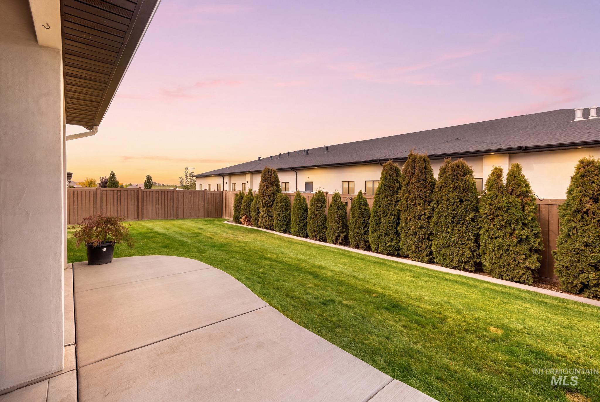 2125 Canyon Village Cir, Twin Falls, Idaho 83301, 4 Bedrooms, 3 Bathrooms, Residential For Sale, Price $725,000,MLS 99003025