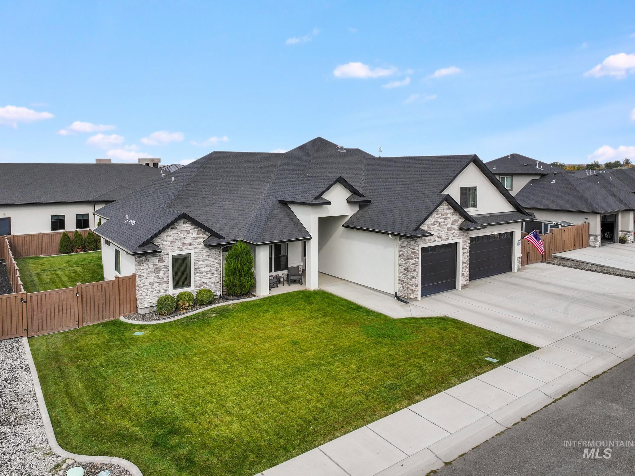 2125 Canyon Village Cir, Twin Falls, Idaho 83301, 4 Bedrooms, 3 Bathrooms, Residential For Sale, Price $725,000,MLS 99003025