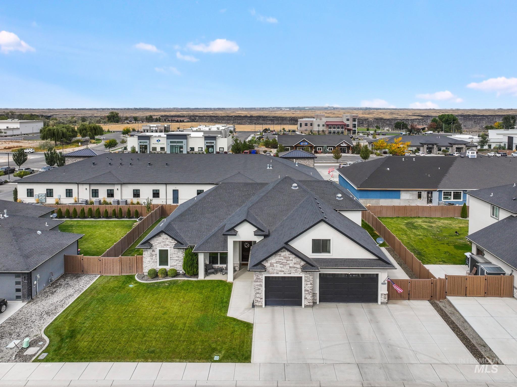 2125 Canyon Village Cir, Twin Falls, Idaho 83301, 4 Bedrooms, 3 Bathrooms, Residential For Sale, Price $725,000,MLS 99003025