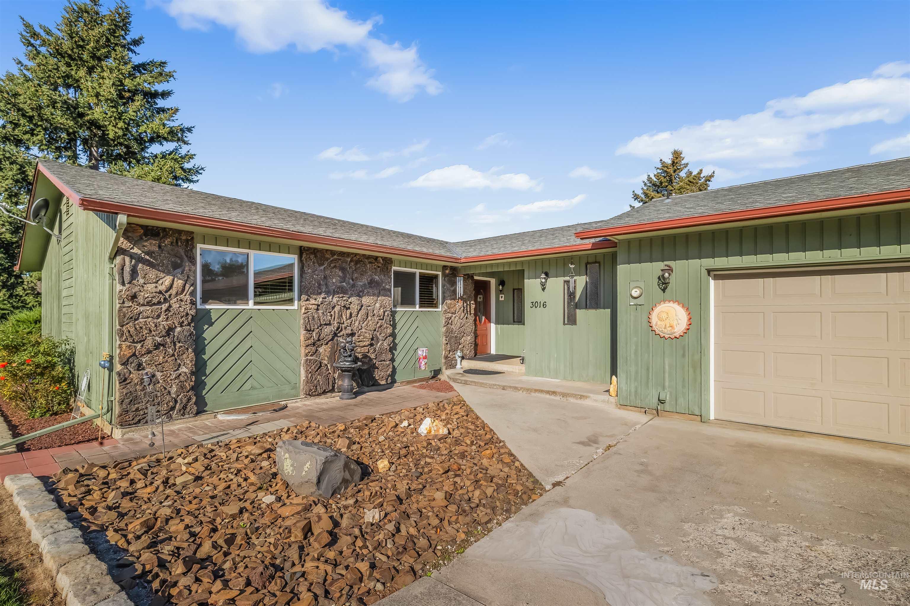 3016 Mayfair Ridge, Lewiston, Idaho 83501, 4 Bedrooms, 3 Bathrooms, Residential For Sale, Price $499,900,MLS 99003026