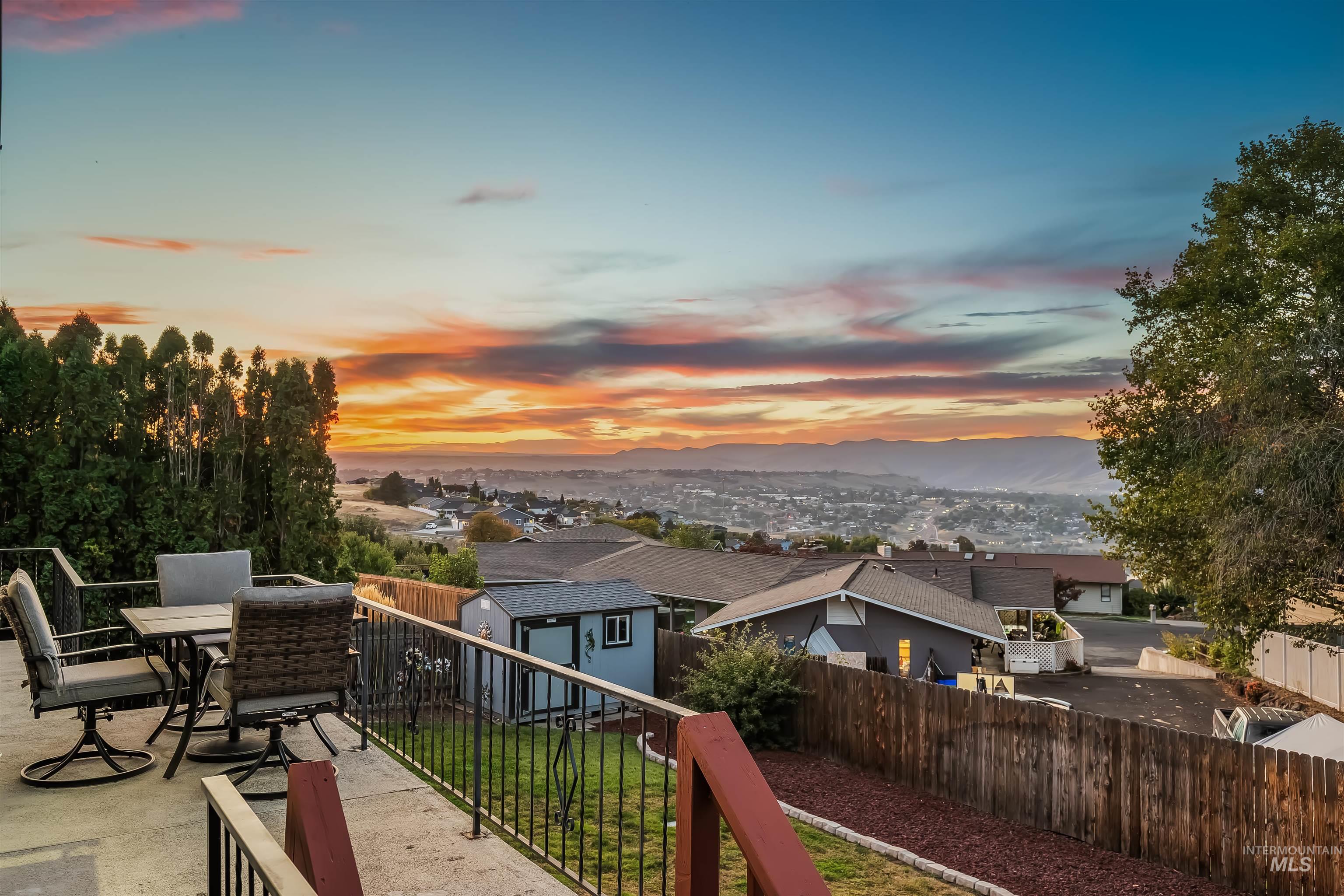 3016 Mayfair Ridge, Lewiston, Idaho 83501, 4 Bedrooms, 3 Bathrooms, Residential For Sale, Price $499,900,MLS 99003026