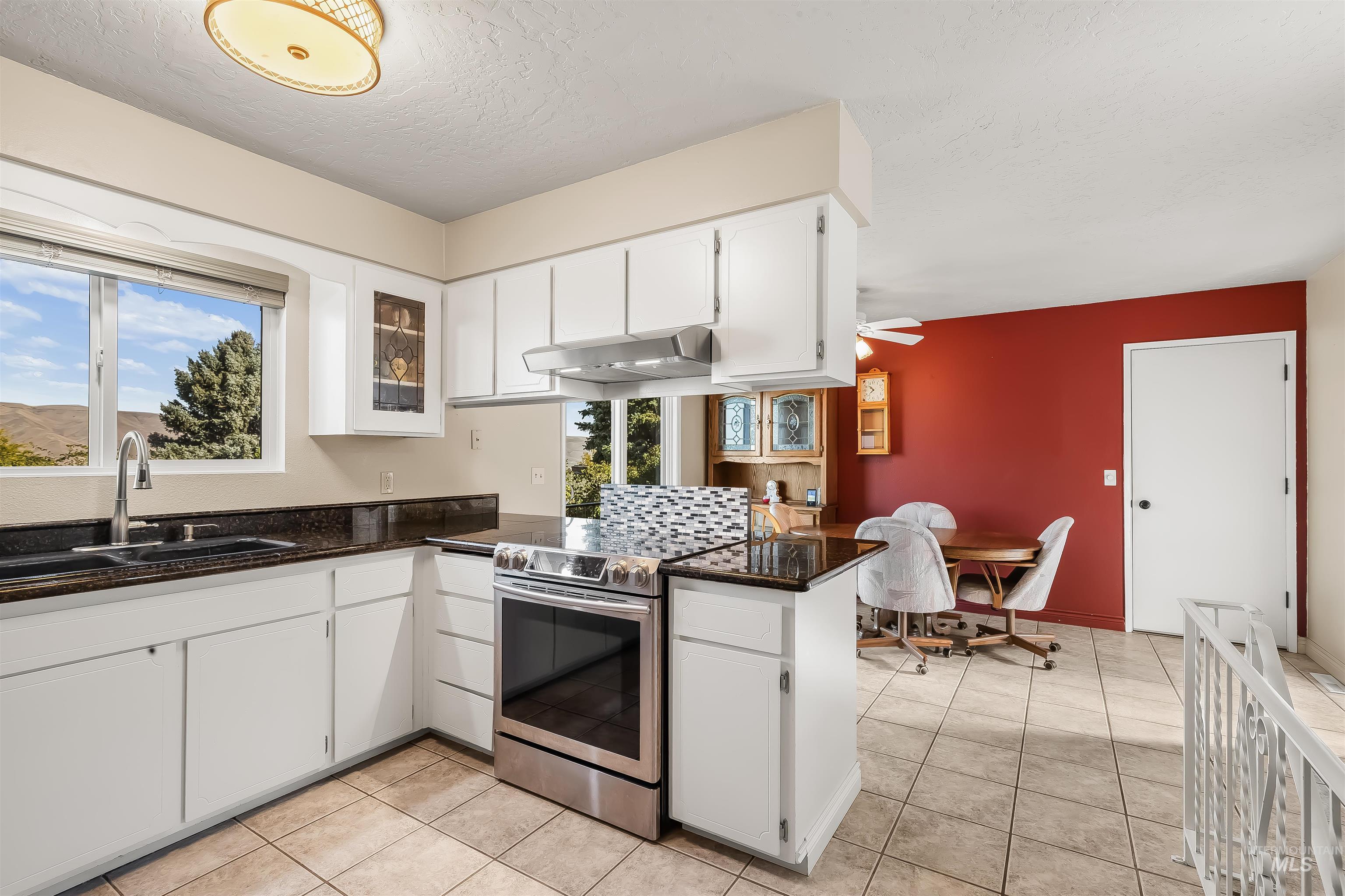 3016 Mayfair Ridge, Lewiston, Idaho 83501, 4 Bedrooms, 3 Bathrooms, Residential For Sale, Price $499,900,MLS 99003026