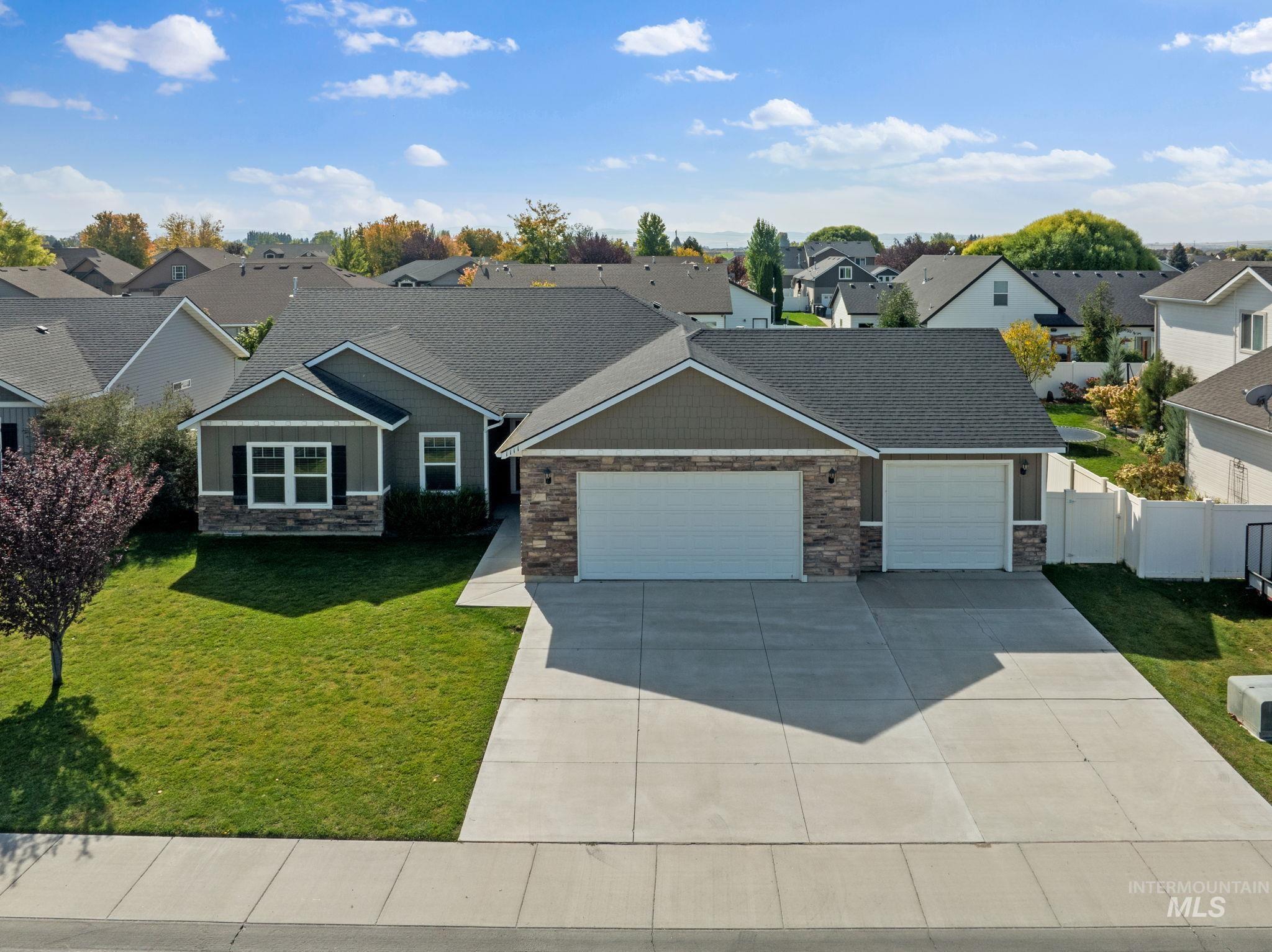 1111 Bell Lane, Kimberly, Idaho 83341, 3 Bedrooms, 2 Bathrooms, Residential For Sale, Price $409,500,MLS 99003027