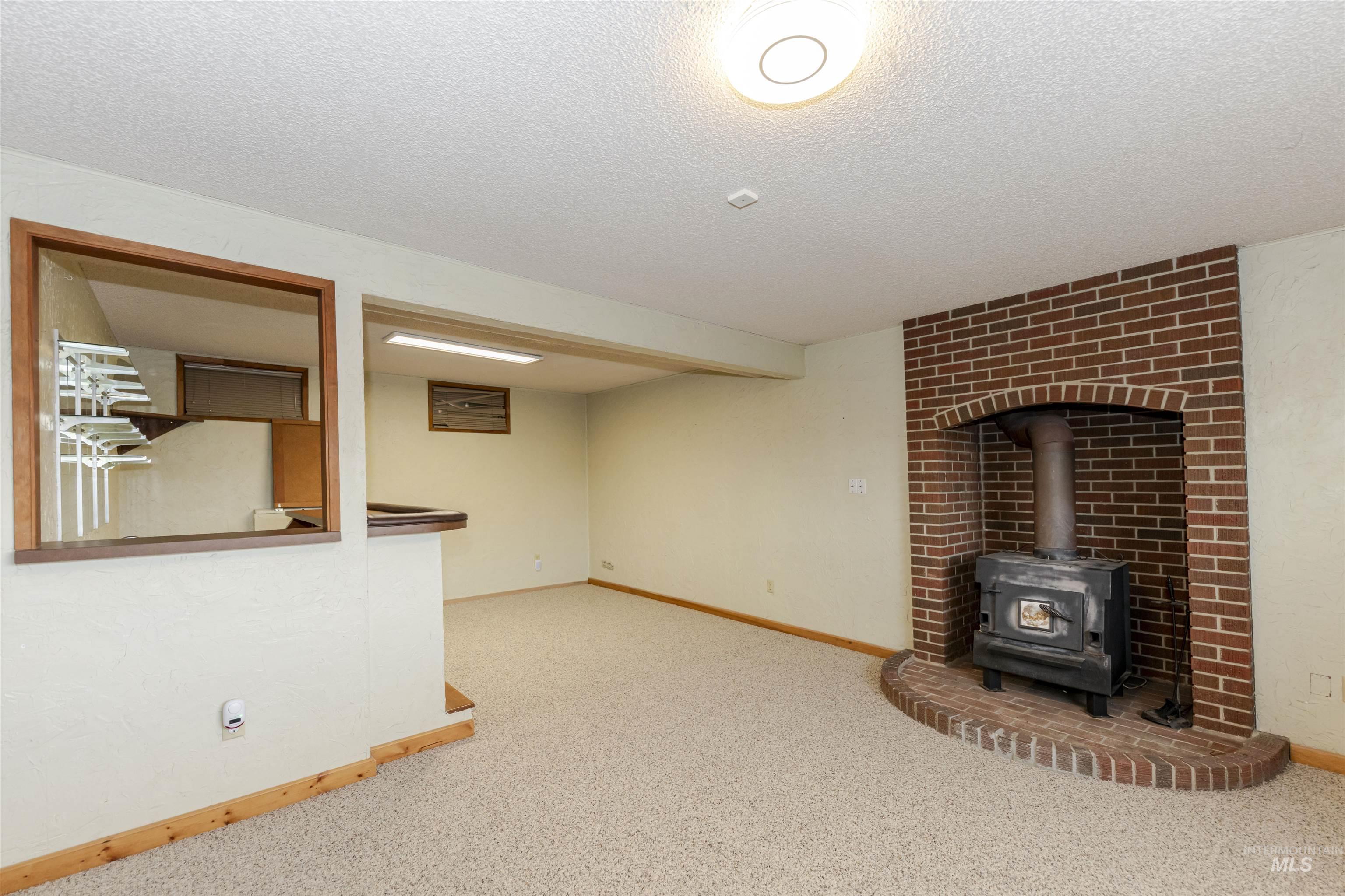 2909 Meadowlark Drive, Lewiston, Idaho 83501, 3 Bedrooms, 2.5 Bathrooms, Residential For Sale, Price $348,000,MLS 99003028