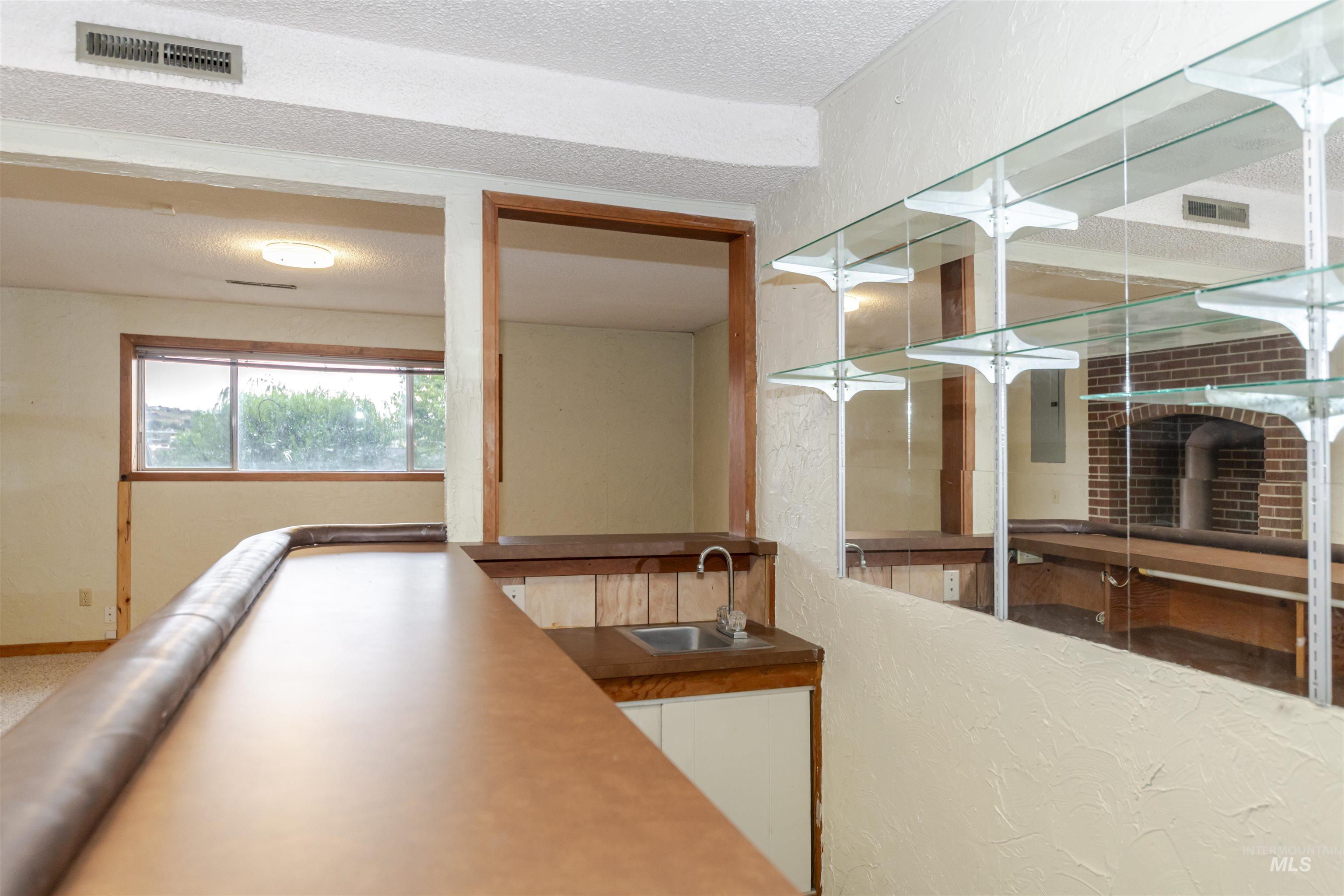 2909 Meadowlark Drive, Lewiston, Idaho 83501, 3 Bedrooms, 2.5 Bathrooms, Residential For Sale, Price $348,000,MLS 99003028