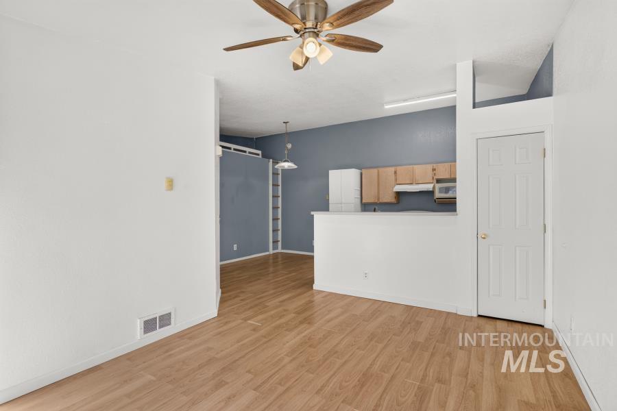 131 Baker St., Moscow, Idaho 83843, 3 Bedrooms, 2 Bathrooms, Residential For Sale, Price $239,000,MLS 99003030