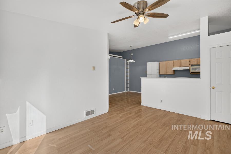 131 Baker St., Moscow, Idaho 83843, 3 Bedrooms, 2 Bathrooms, Residential For Sale, Price $239,000,MLS 99003030