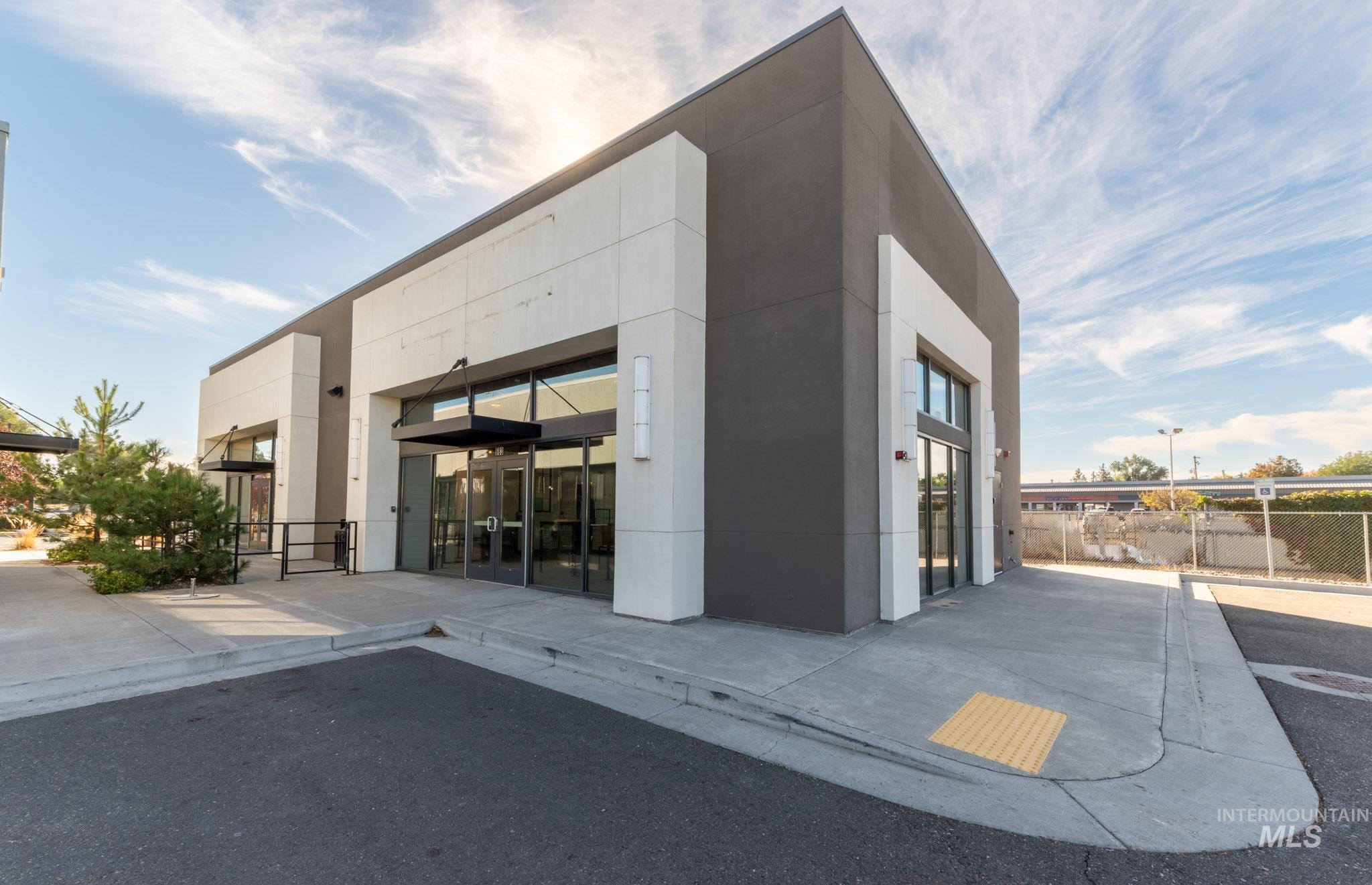 683 Blue Lakes Blvd, Twin Falls, Idaho 83301, Business/Commercial For Sale, Price $1,500,000,MLS 99003034