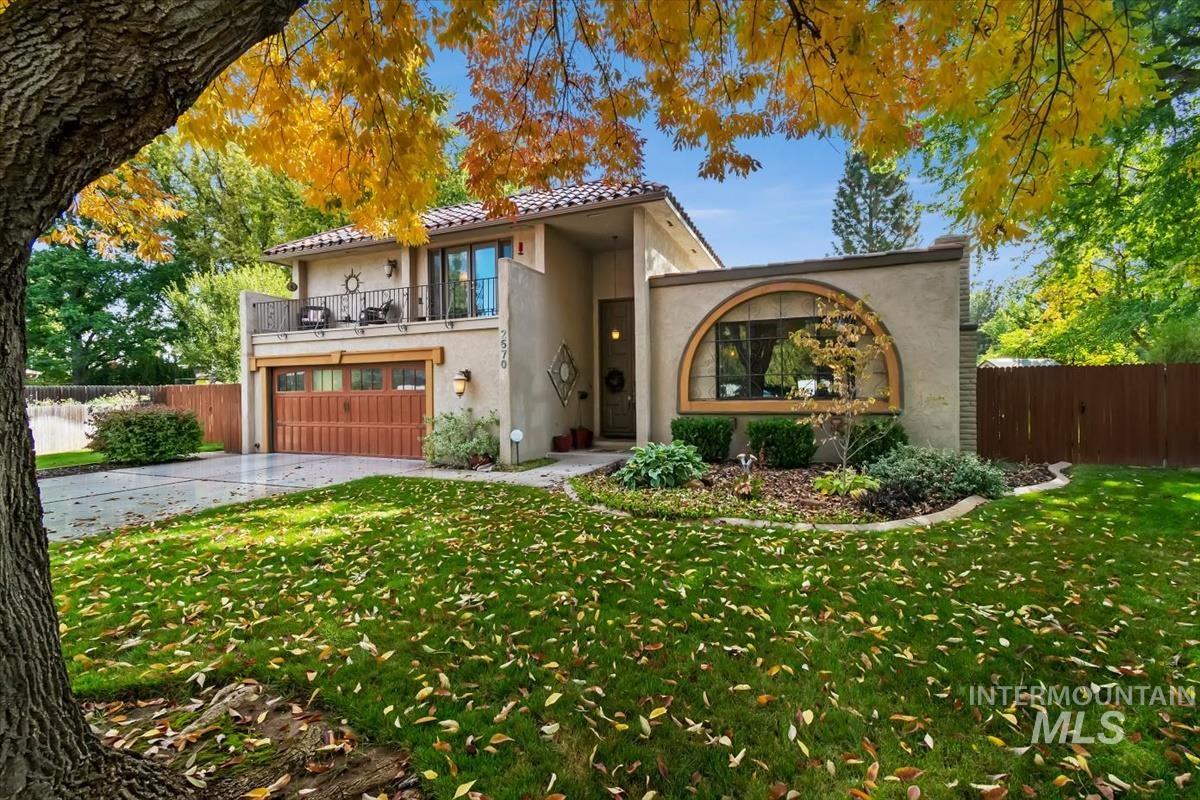 2570 Bruins Circle, Boise, Idaho 83704, 4 Bedrooms, 2.5 Bathrooms, Residential For Sale, Price $699,900,MLS 99003035