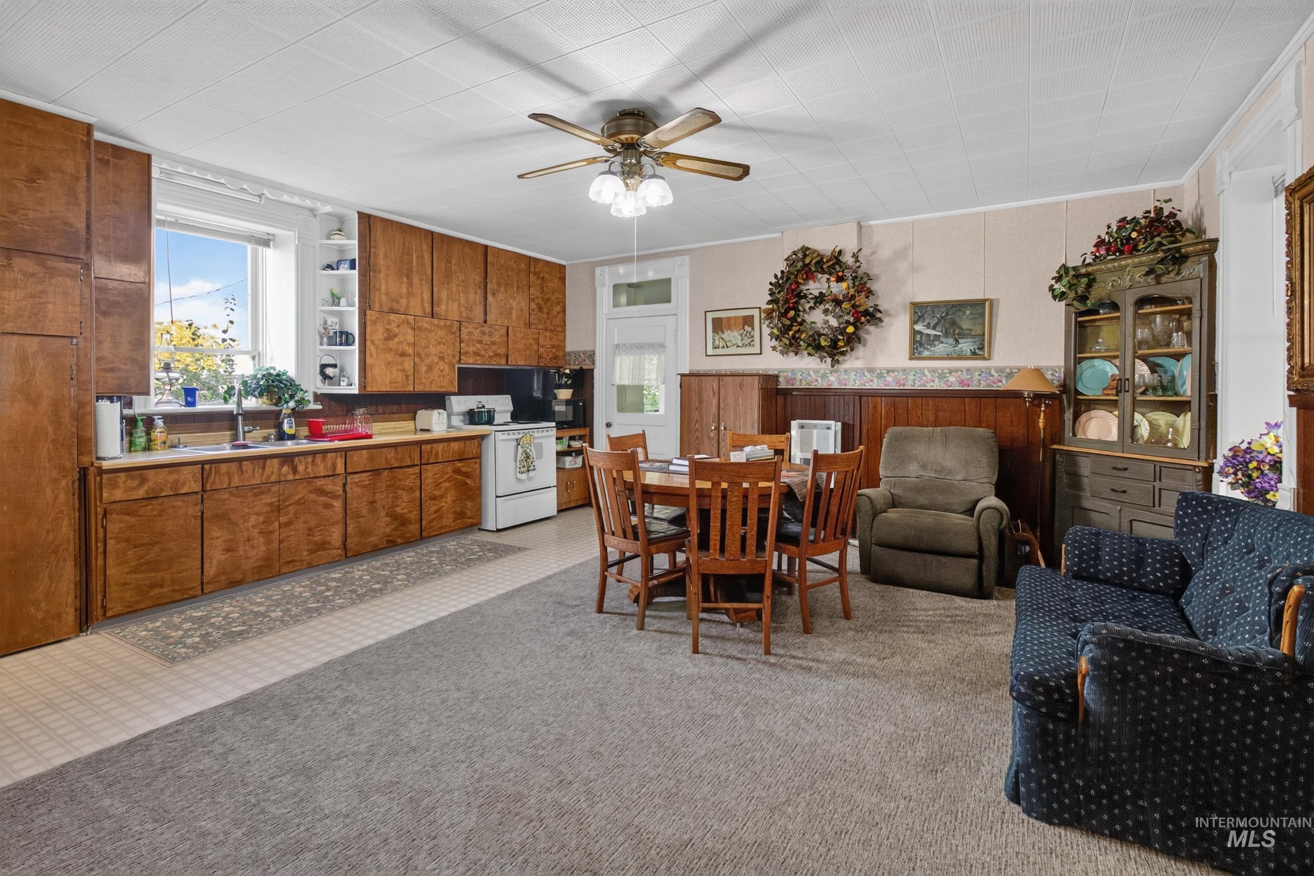 115 W Poplar St, Oakley, Idaho 83346, 4 Bedrooms, 1.5 Bathrooms, Residential For Sale, Price $449,000,MLS 99003037