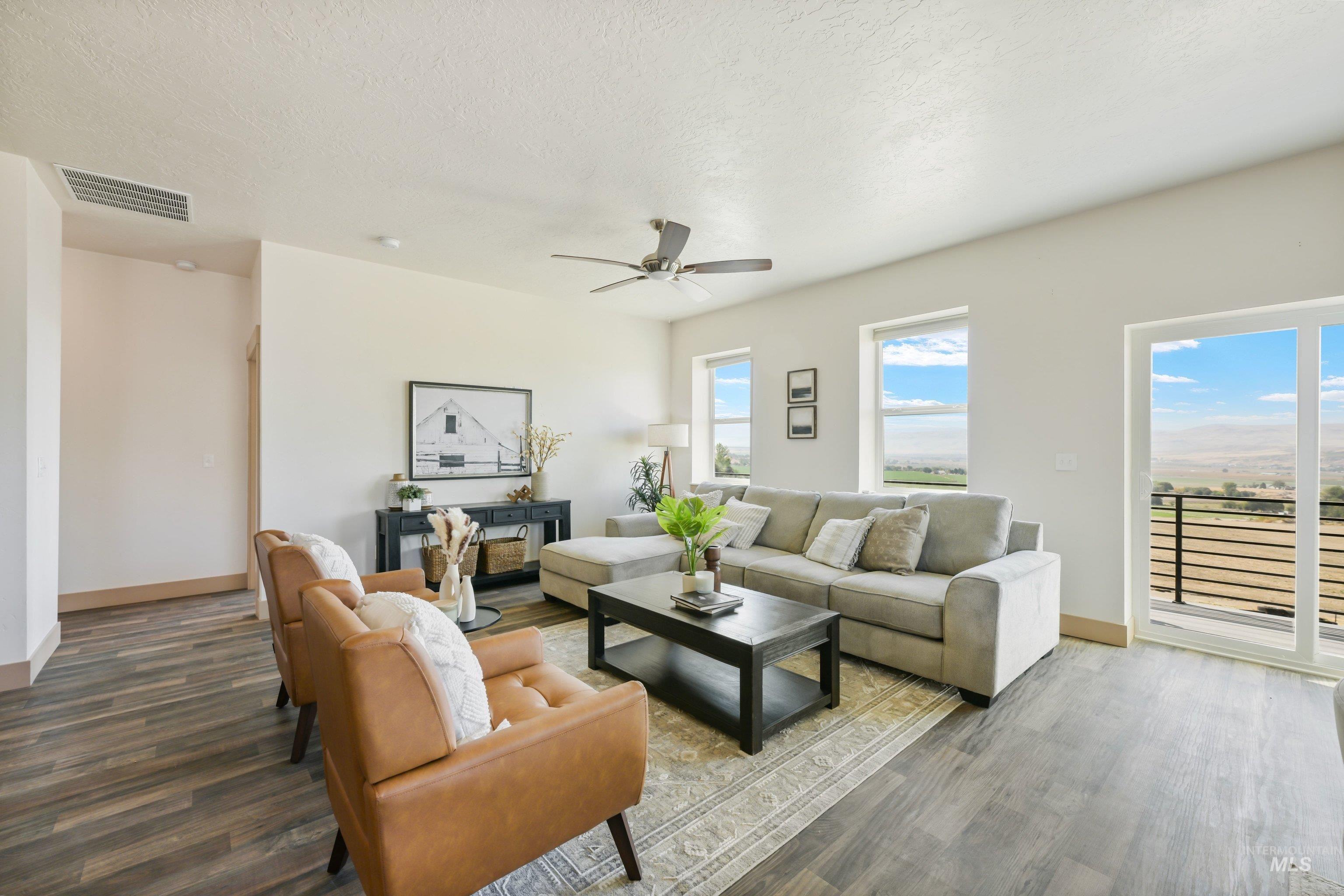 11915 Lawrence, Caldwell, Idaho 83607, 3 Bedrooms, 3 Bathrooms, Residential For Sale, Price $769,900,MLS 99003038