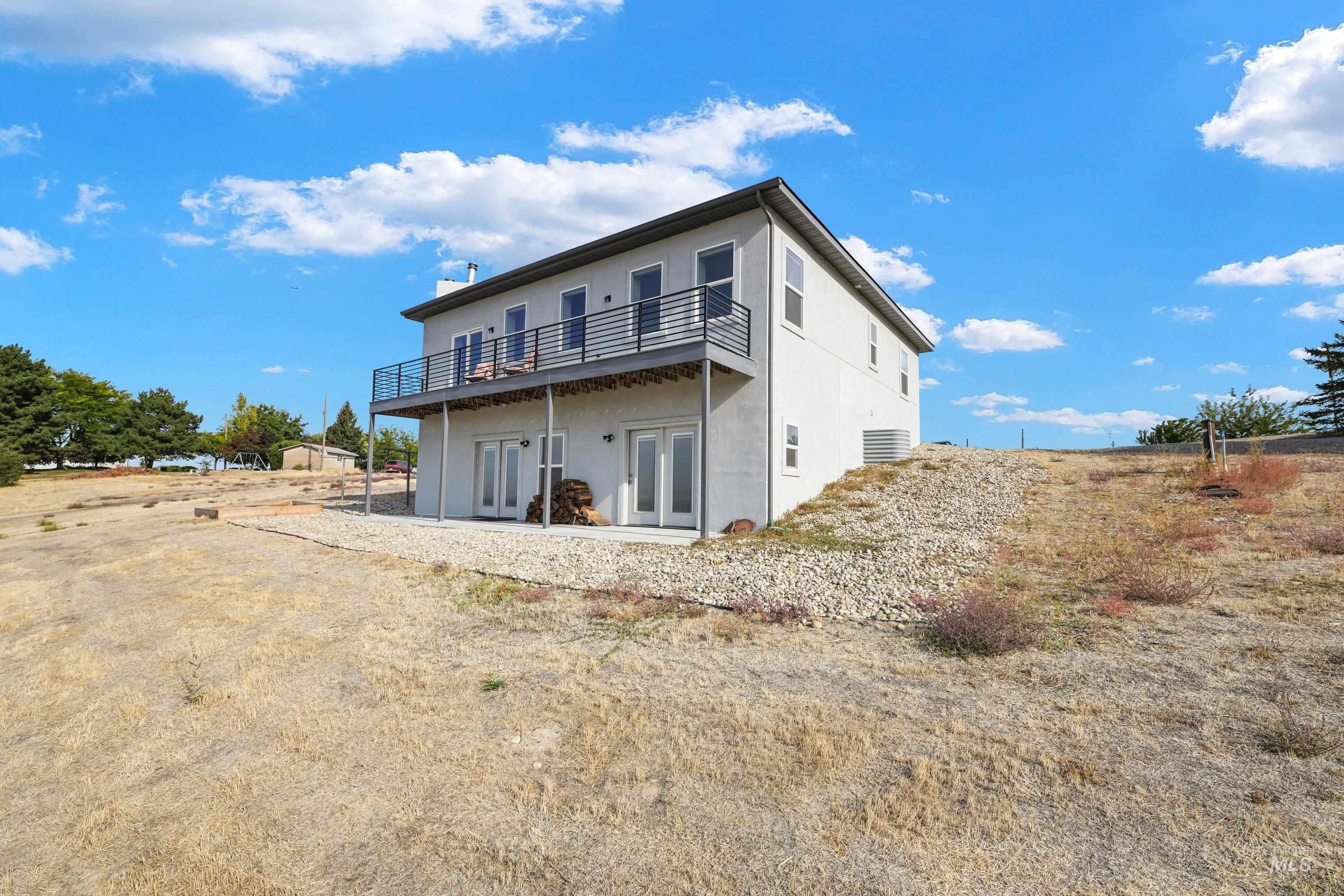 11915 Lawrence, Caldwell, Idaho 83607, 3 Bedrooms, 3 Bathrooms, Residential For Sale, Price $769,900,MLS 99003038
