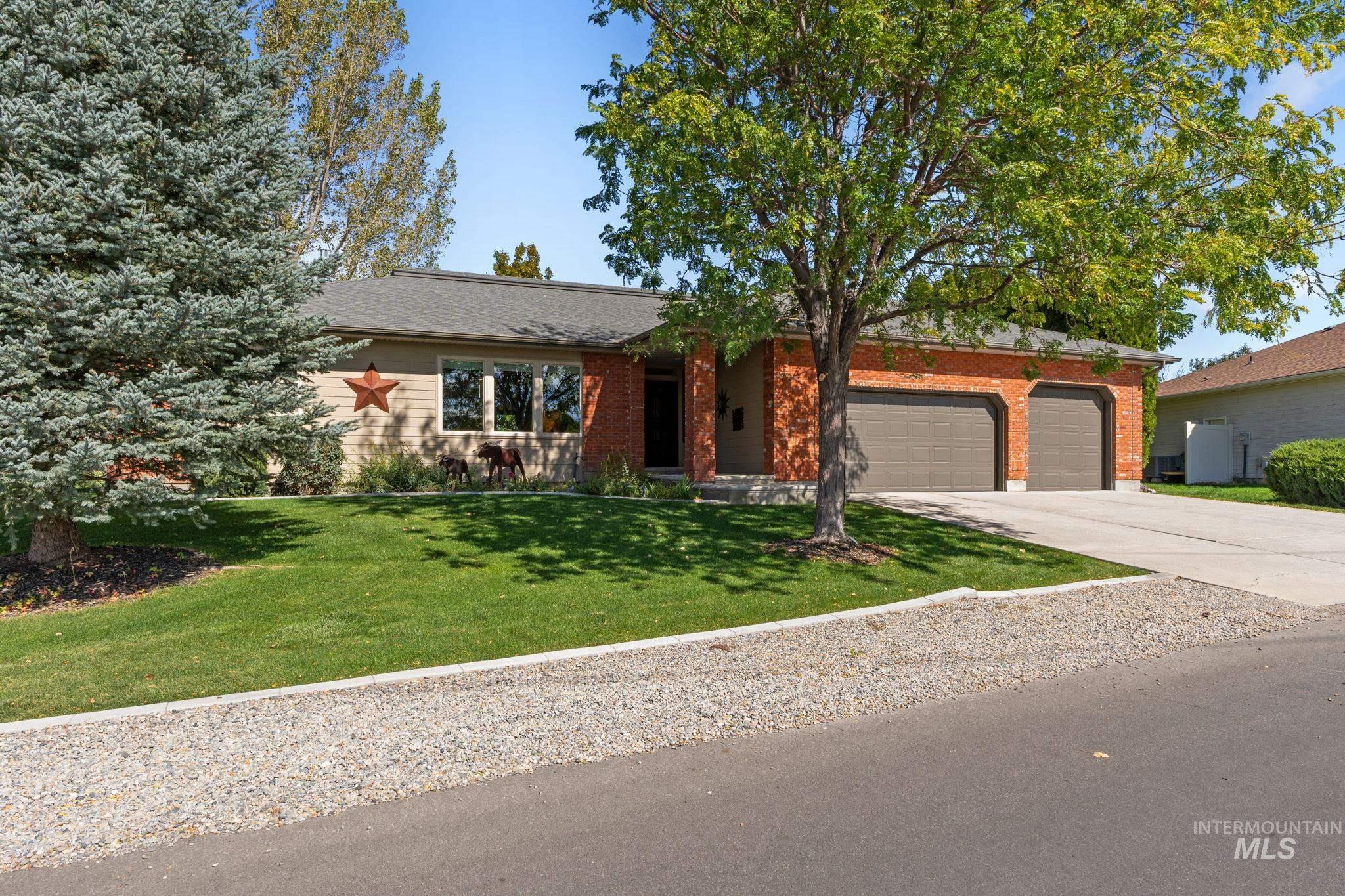 100 Olympic Rd, Jerome, Idaho 83338, 3 Bedrooms, 2 Bathrooms, Residential For Sale, Price $579,990,MLS 99003039