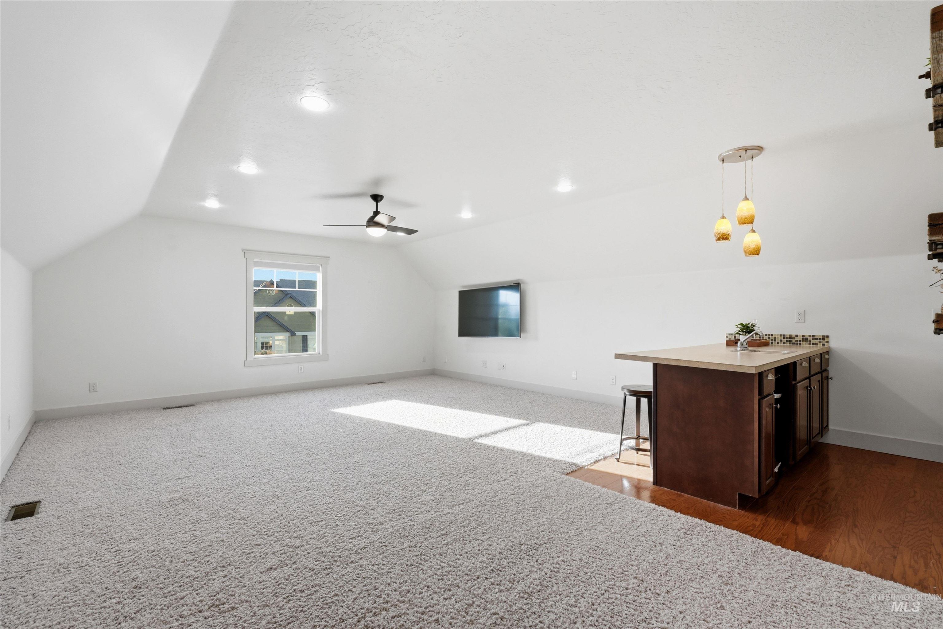 434 S Winslow Bay Way, Star, Idaho 83669, 4 Bedrooms, 3 Bathrooms, Residential For Sale, Price $699,000, 99003042