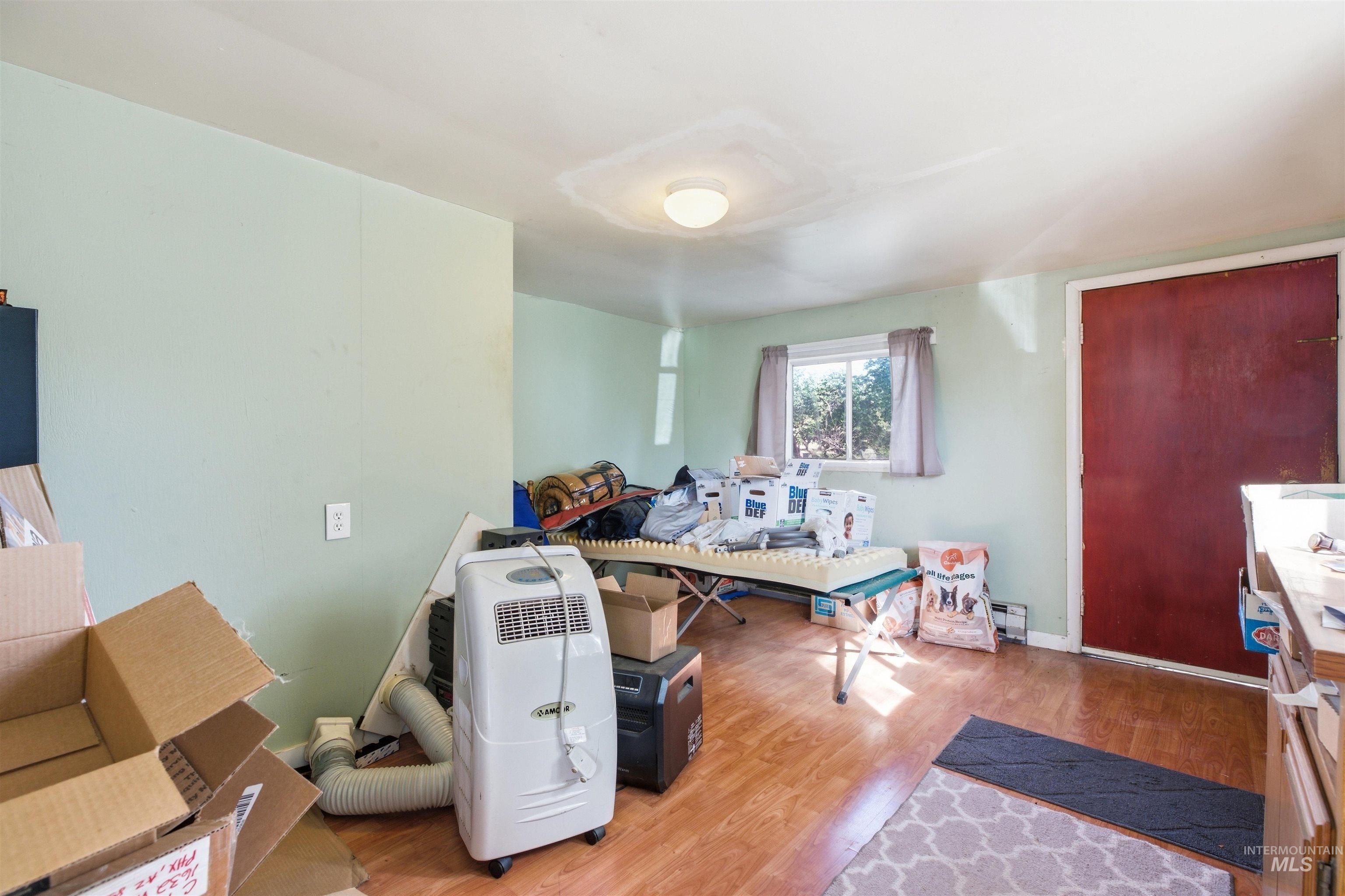 135 Garden Ct, Lewiston, Idaho 83501, 2 Bedrooms, 1 Bathroom, Residential For Sale, Price $170,000,MLS 99003044