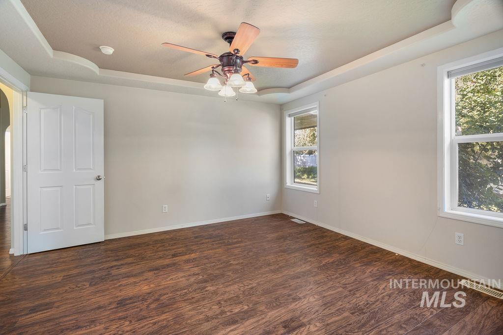 1005 Mallard St, Fruitland, Idaho 83619, 3 Bedrooms, 2 Bathrooms, Residential For Sale, Price $349,900,MLS 99003045