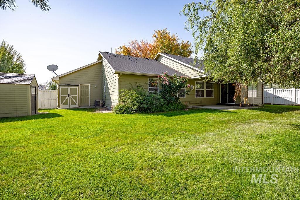 1005 Mallard St, Fruitland, Idaho 83619, 3 Bedrooms, 2 Bathrooms, Residential For Sale, Price $349,900,MLS 99003045