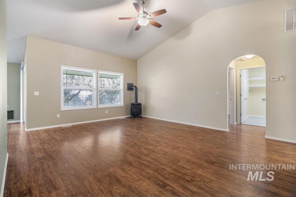 1005 Mallard St, Fruitland, Idaho 83619, 3 Bedrooms, 2 Bathrooms, Residential For Sale, Price $349,900,MLS 99003045