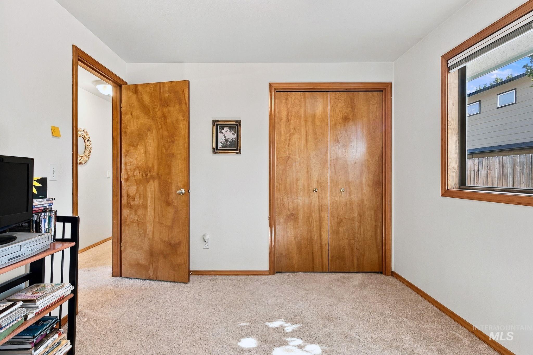 801 W Ivywild Lane, Boise, Idaho 83706, 3 Bedrooms, 2 Bathrooms, Residential For Sale, Price $489,000,MLS 99003049