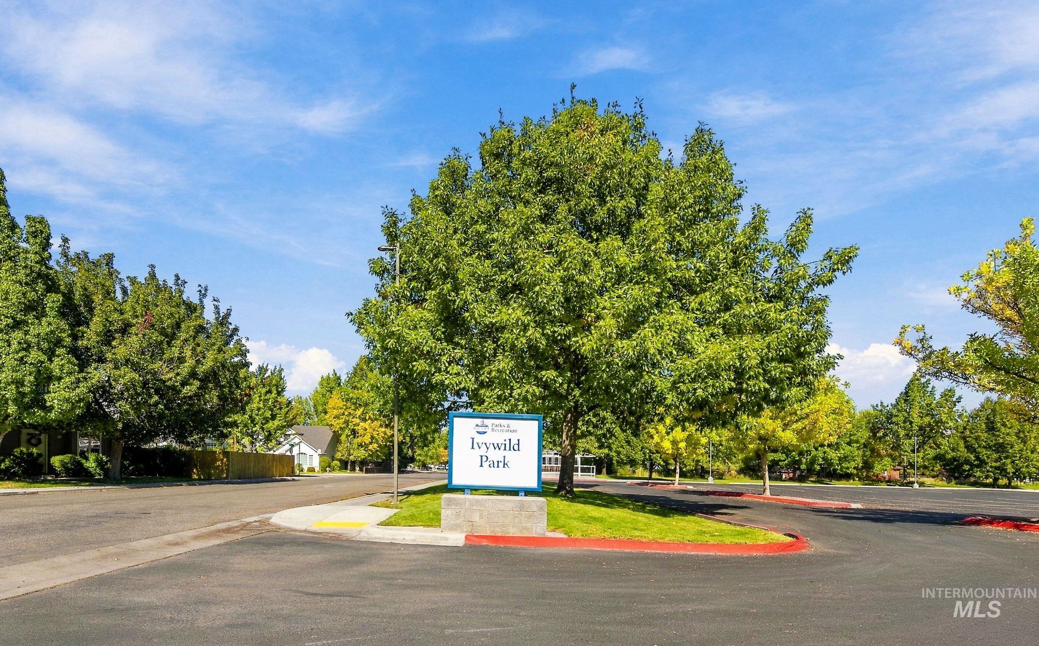 801 W Ivywild Lane, Boise, Idaho 83706, 3 Bedrooms, 2 Bathrooms, Residential For Sale, Price $489,000,MLS 99003049