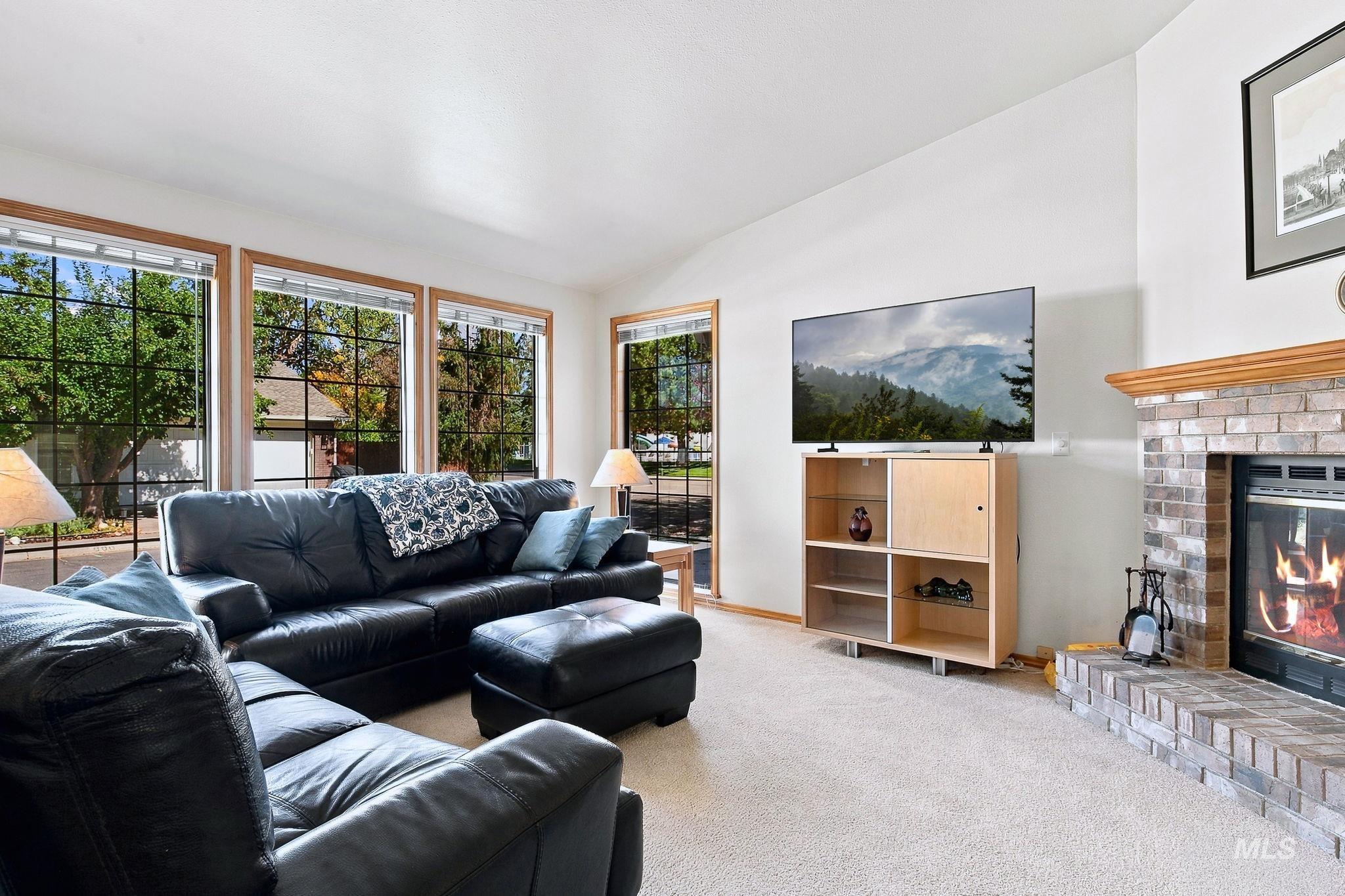 801 W Ivywild Lane, Boise, Idaho 83706, 3 Bedrooms, 2 Bathrooms, Residential For Sale, Price $489,000,MLS 99003049