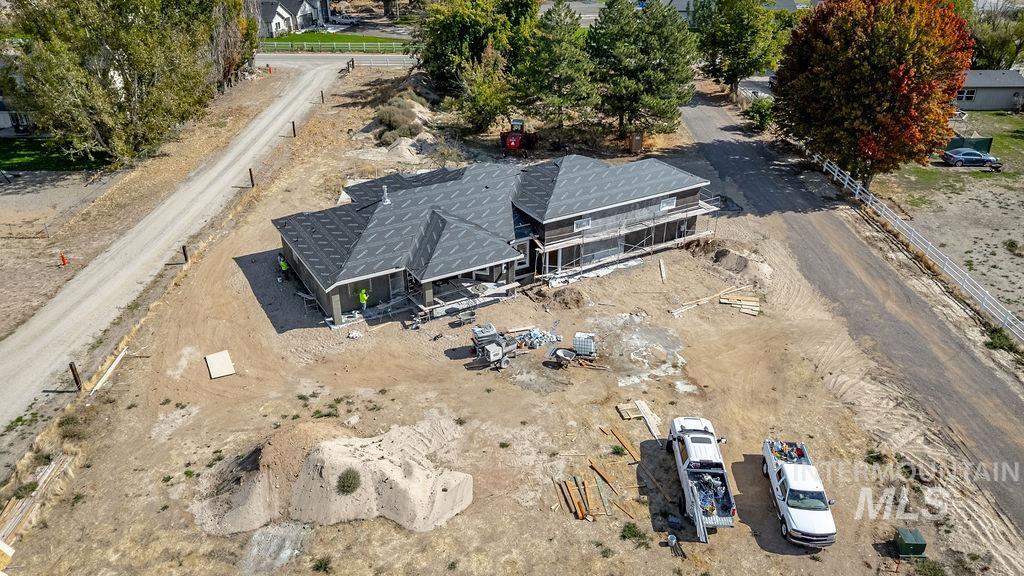 2572 Winchester Ln, Emmett, Idaho 83617, 3 Bedrooms, 2.5 Bathrooms, Residential For Sale, Price $960,000,MLS 99003050