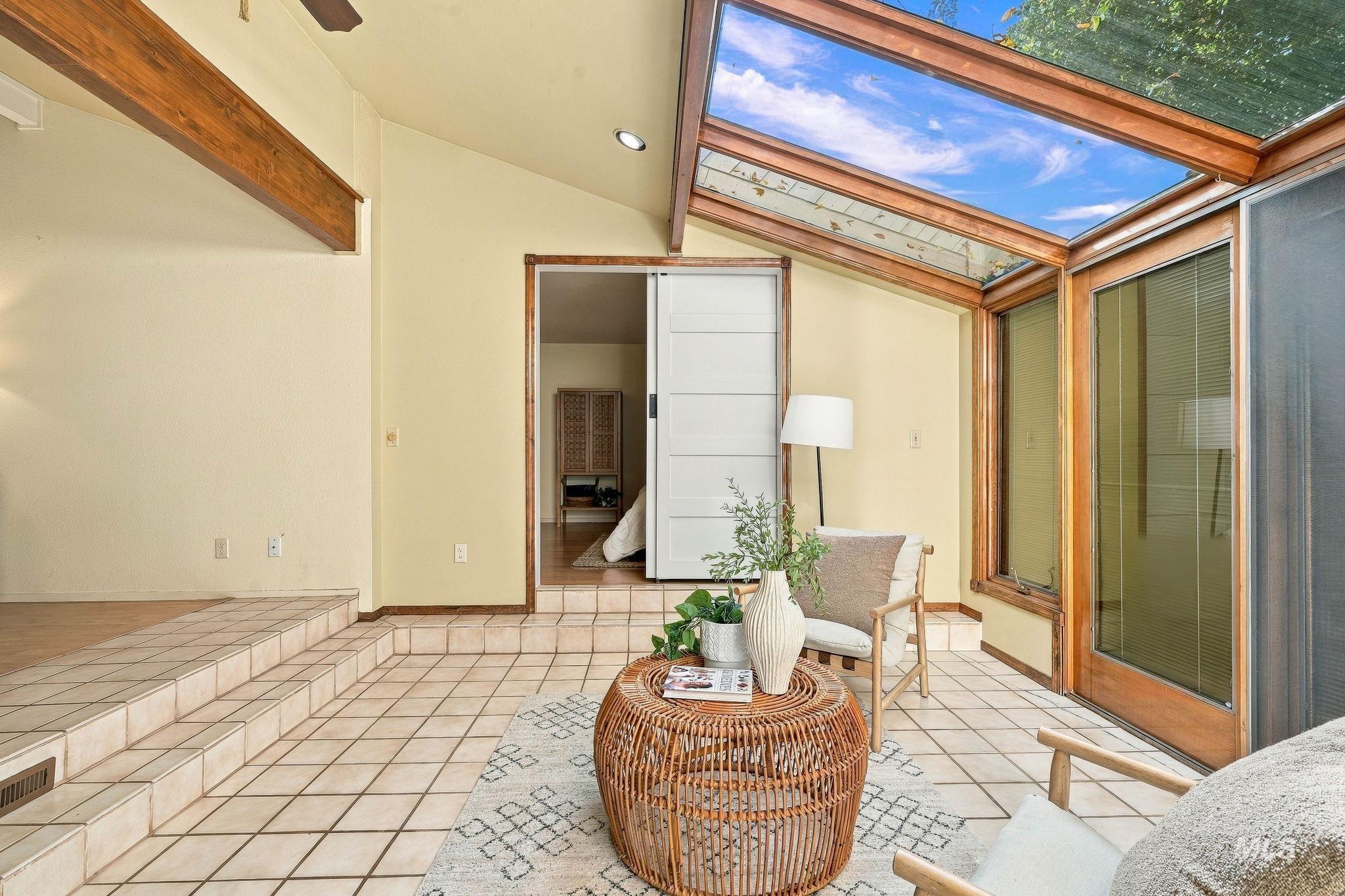 7255 W Cascade Dr, Boise, Idaho 83704, 1 Bedroom, 1.5 Bathrooms, Residential For Sale, Price $329,990,MLS 99003051