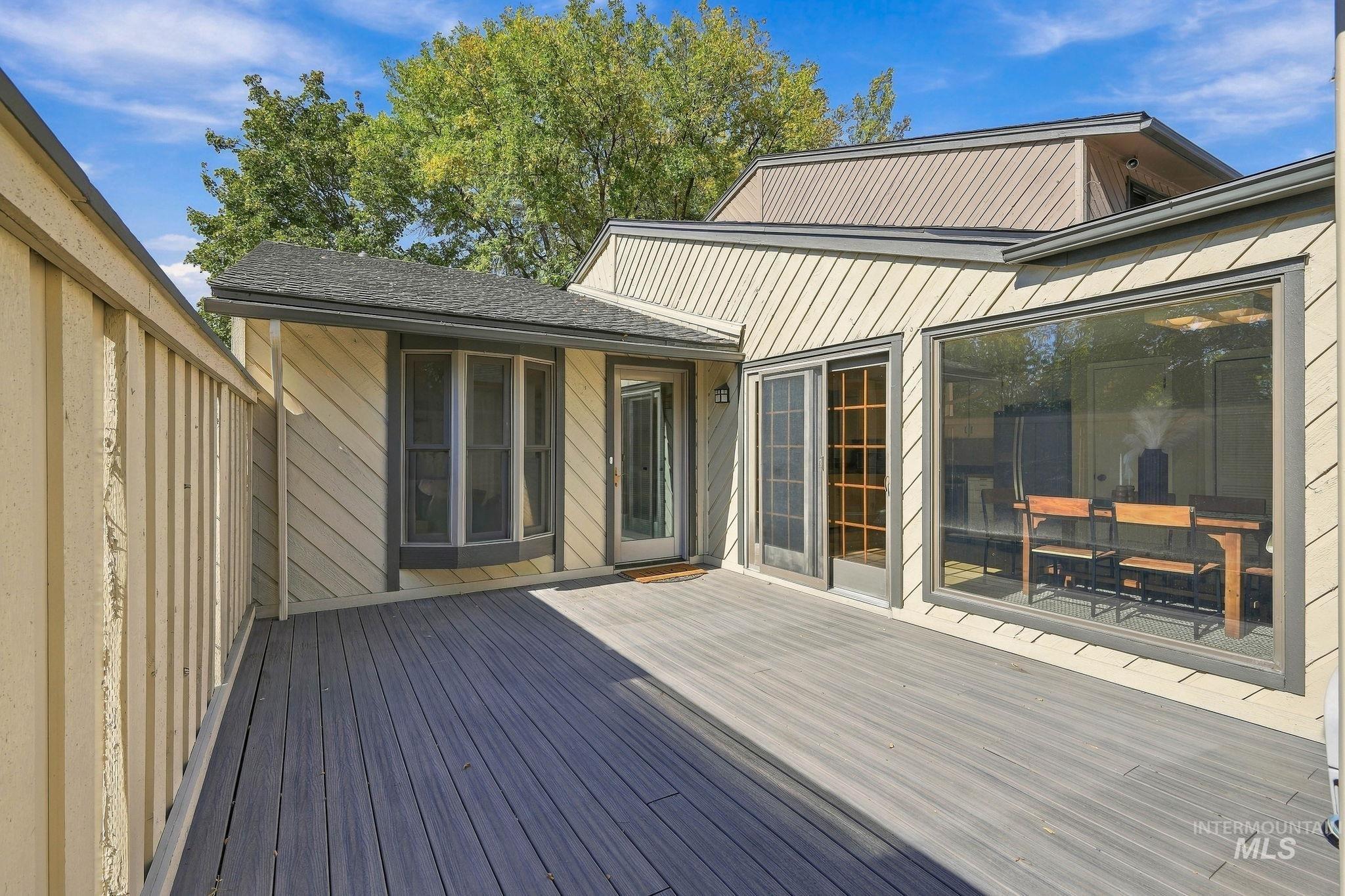 7255 W Cascade Dr, Boise, Idaho 83704, 1 Bedroom, 1.5 Bathrooms, Residential For Sale, Price $329,990,MLS 99003051