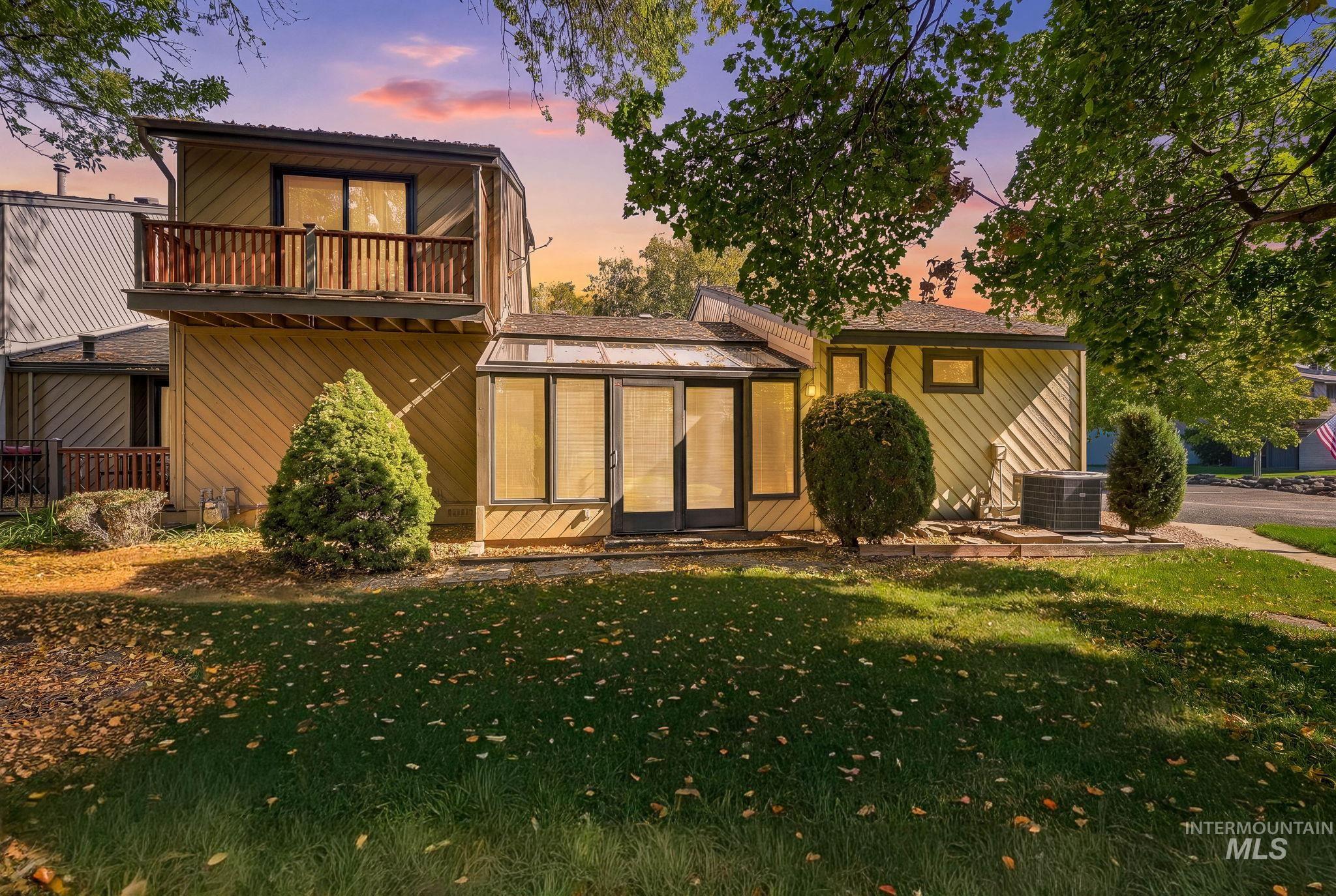 7255 W Cascade Dr, Boise, Idaho 83704, 1 Bedroom, 1.5 Bathrooms, Residential For Sale, Price $329,990,MLS 99003051