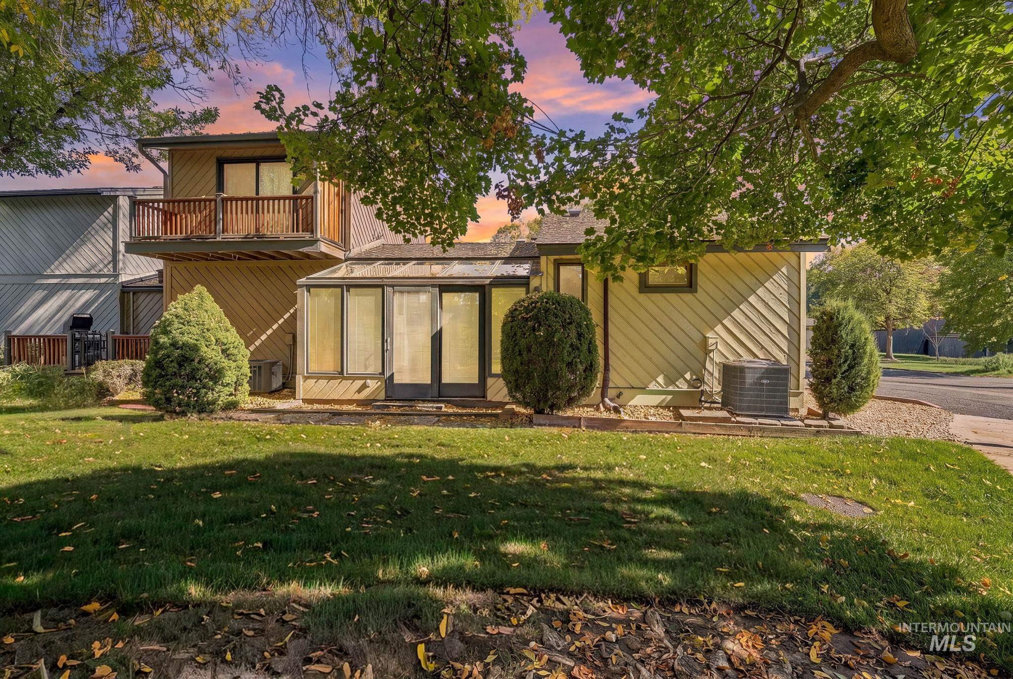 7255 W Cascade Dr, Boise, Idaho 83704, 1 Bedroom, 1.5 Bathrooms, Residential For Sale, Price $329,990,MLS 99003051