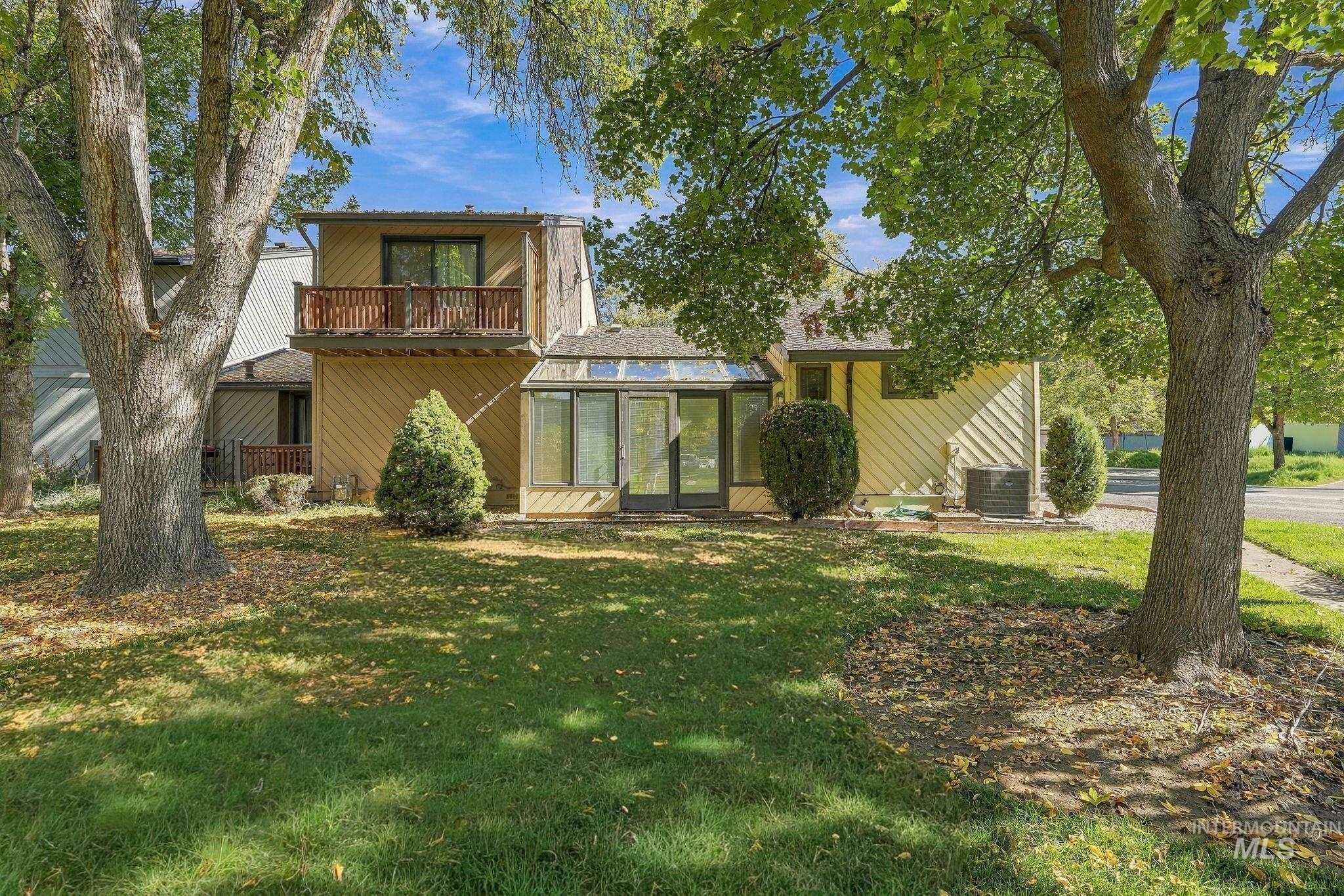 7255 W Cascade Dr, Boise, Idaho 83704, 1 Bedroom, 1.5 Bathrooms, Residential For Sale, Price $329,990,MLS 99003051