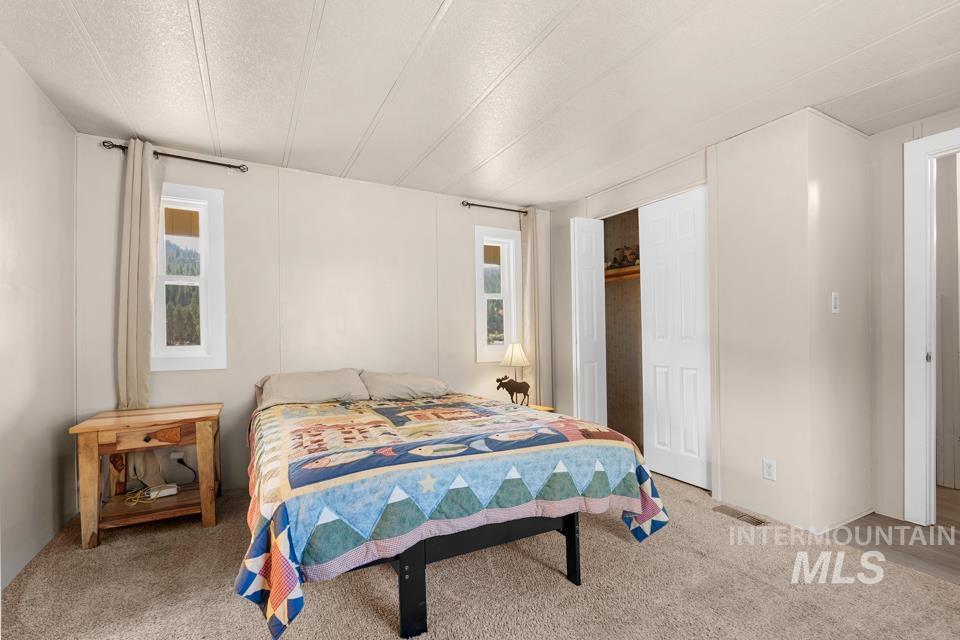 3487 Banks Lowman rd, Lowman, Idaho 83637, 2 Bedrooms, 2 Bathrooms, Residential For Sale, Price $450,000,MLS 99003053