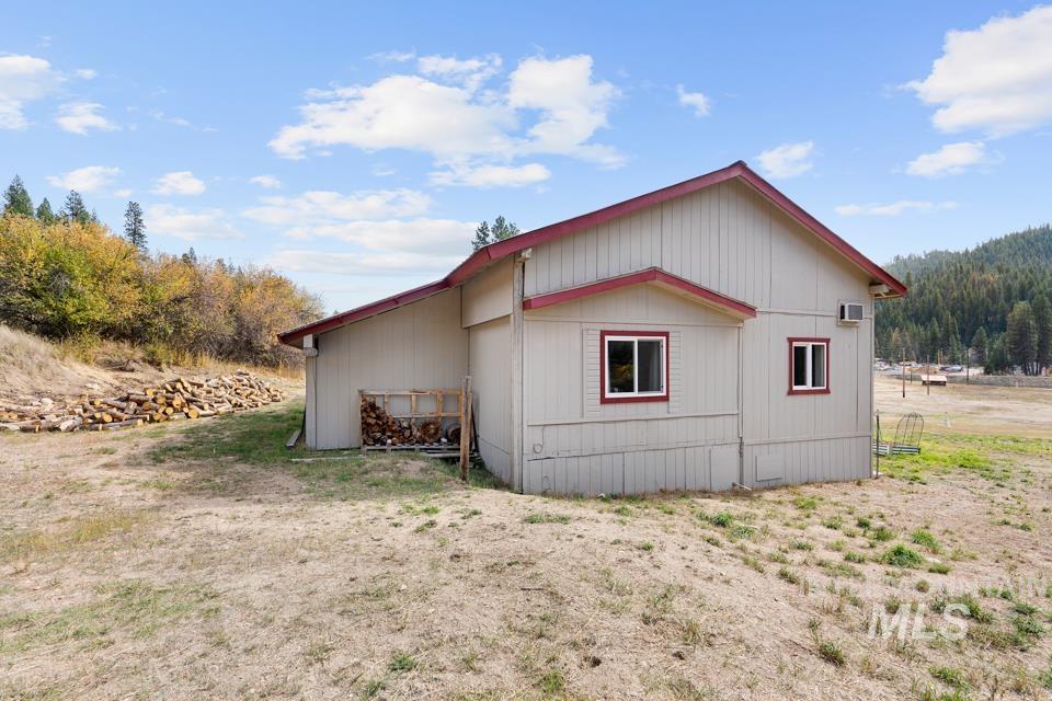 3487 Banks Lowman rd, Lowman, Idaho 83637, 2 Bedrooms, 2 Bathrooms, Residential For Sale, Price $450,000,MLS 99003053