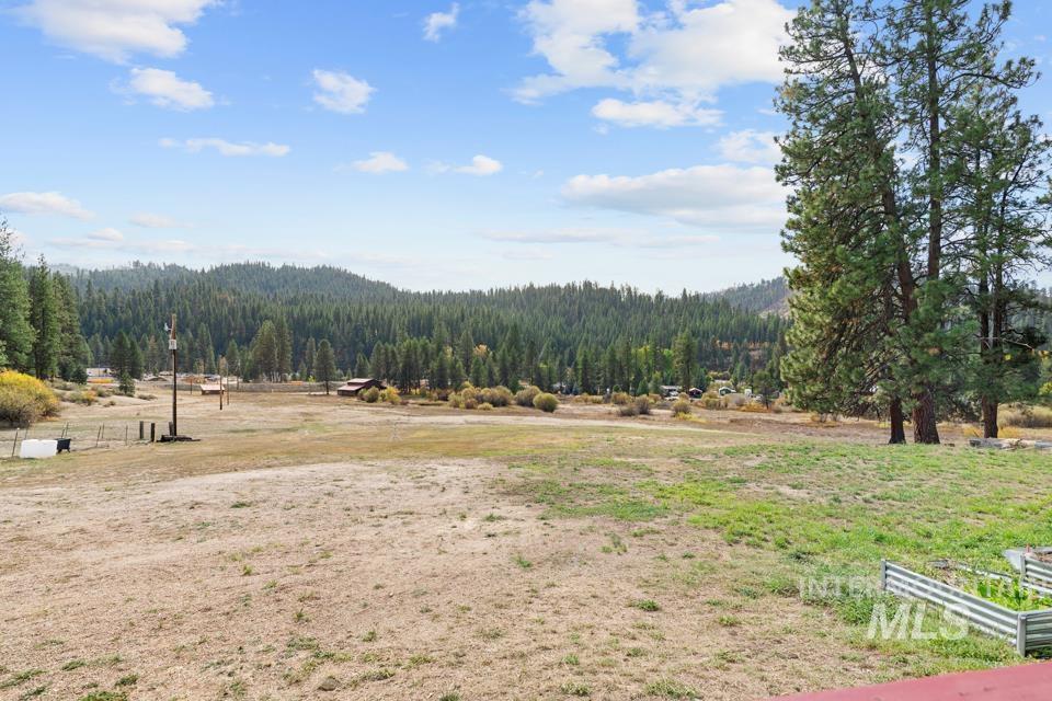 3487 Banks Lowman rd, Lowman, Idaho 83637, 2 Bedrooms, 2 Bathrooms, Residential For Sale, Price $450,000,MLS 99003053