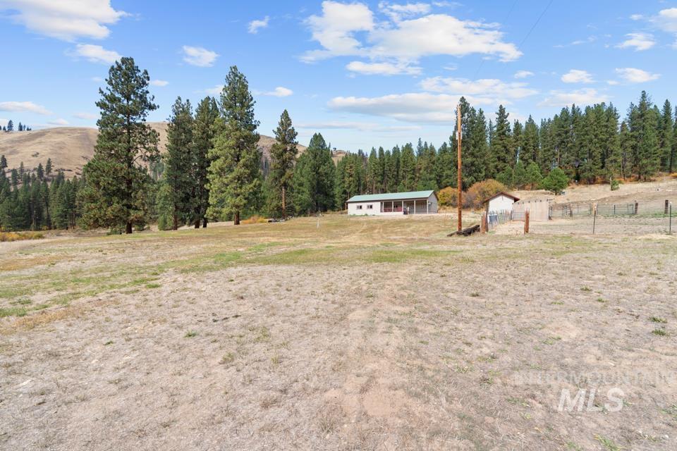 3487 Banks Lowman rd, Lowman, Idaho 83637, 2 Bedrooms, 2 Bathrooms, Residential For Sale, Price $450,000,MLS 99003053
