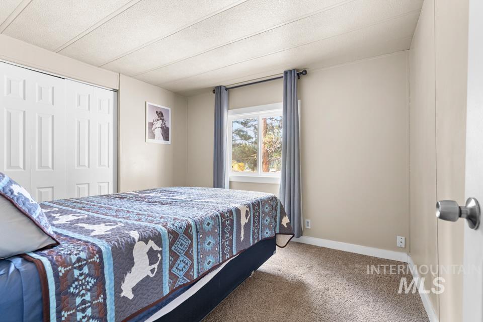 3487 Banks Lowman rd, Lowman, Idaho 83637, 2 Bedrooms, 2 Bathrooms, Residential For Sale, Price $450,000,MLS 99003053