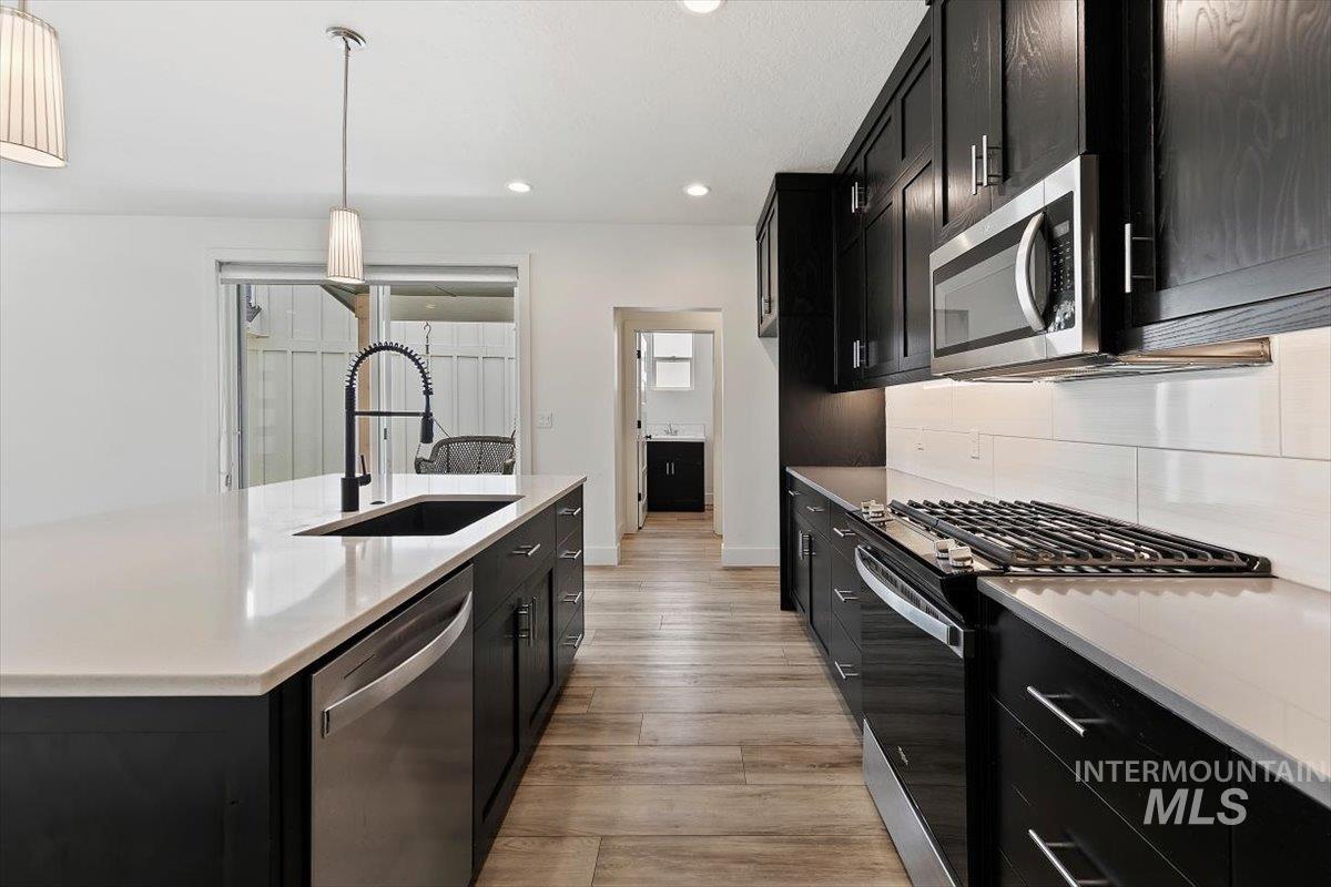 1811 E Knobcone Drive, Meridian, Idaho 83642, 3 Bedrooms, 2.5 Bathrooms, Residential For Sale, Price $514,900,MLS 99003054