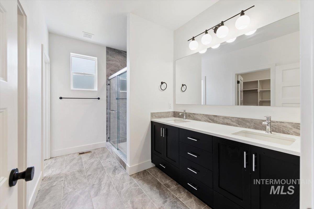1811 E Knobcone Drive, Meridian, Idaho 83642, 3 Bedrooms, 2.5 Bathrooms, Residential For Sale, Price $514,900,MLS 99003054