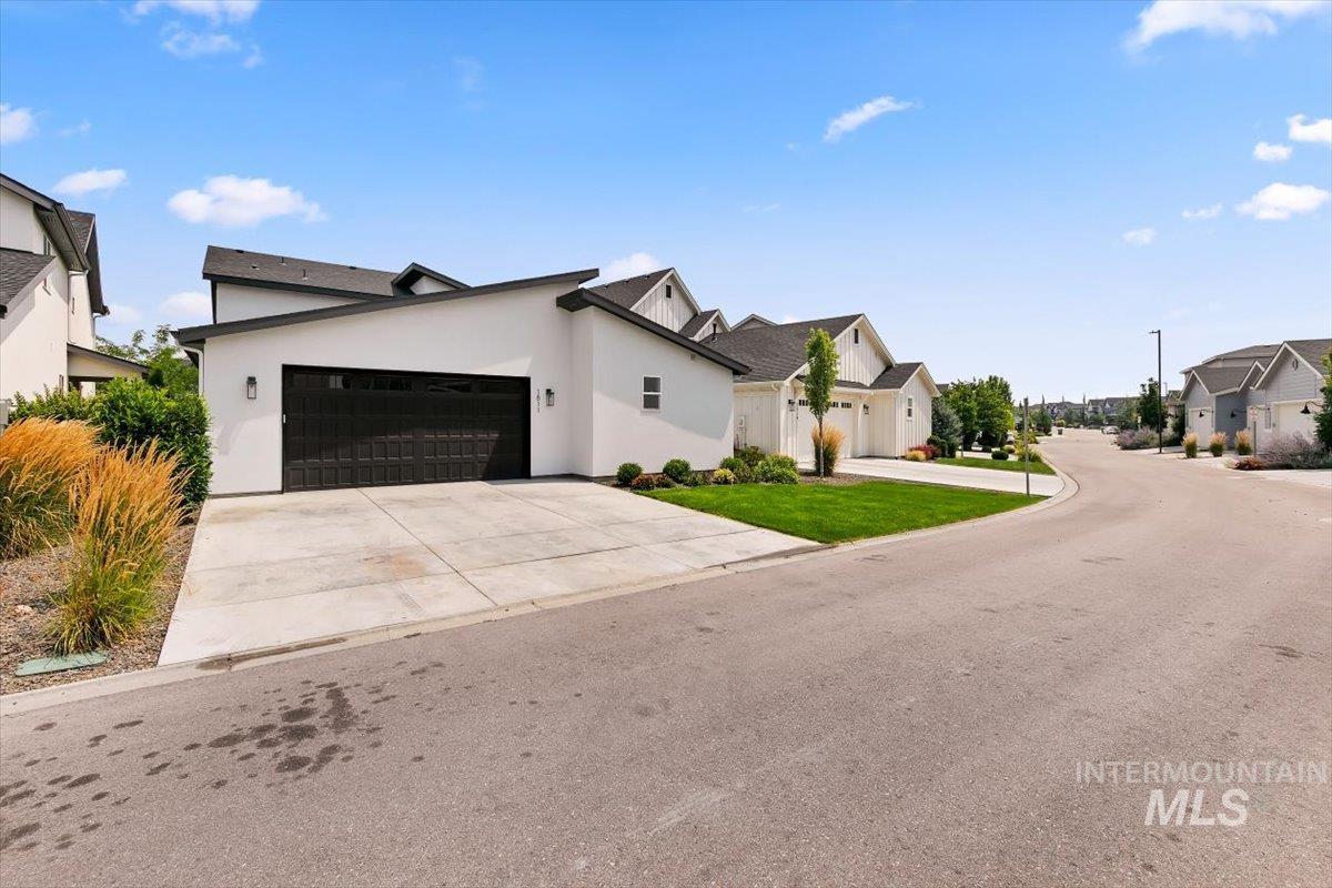 1811 E Knobcone Drive, Meridian, Idaho 83642, 3 Bedrooms, 2.5 Bathrooms, Residential For Sale, Price $514,900,MLS 99003054