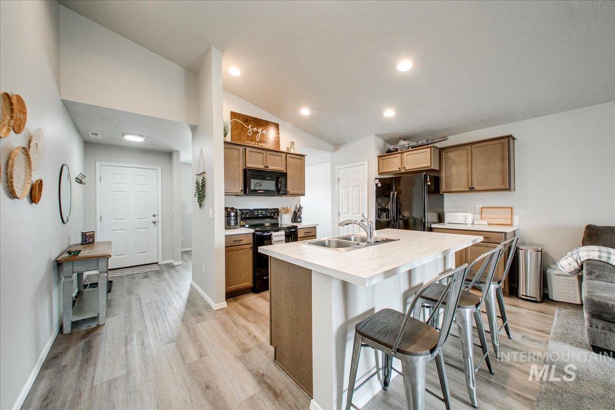 11800 Richmond St, Caldwell, Idaho 83605, 3 Bedrooms, 2 Bathrooms, Residential For Sale, Price $379,000,MLS 99003055