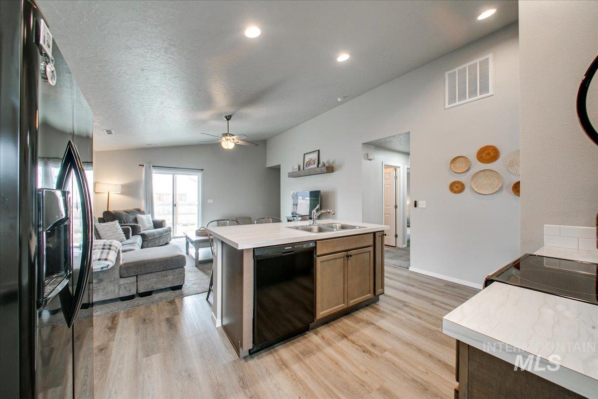 11800 Richmond St, Caldwell, Idaho 83605, 3 Bedrooms, 2 Bathrooms, Residential For Sale, Price $379,000,MLS 99003055