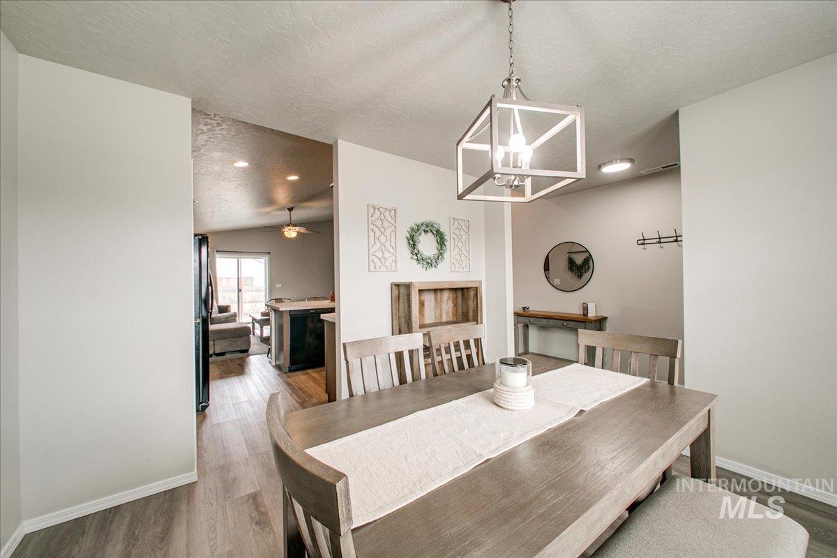11800 Richmond St, Caldwell, Idaho 83605, 3 Bedrooms, 2 Bathrooms, Residential For Sale, Price $379,000,MLS 99003055
