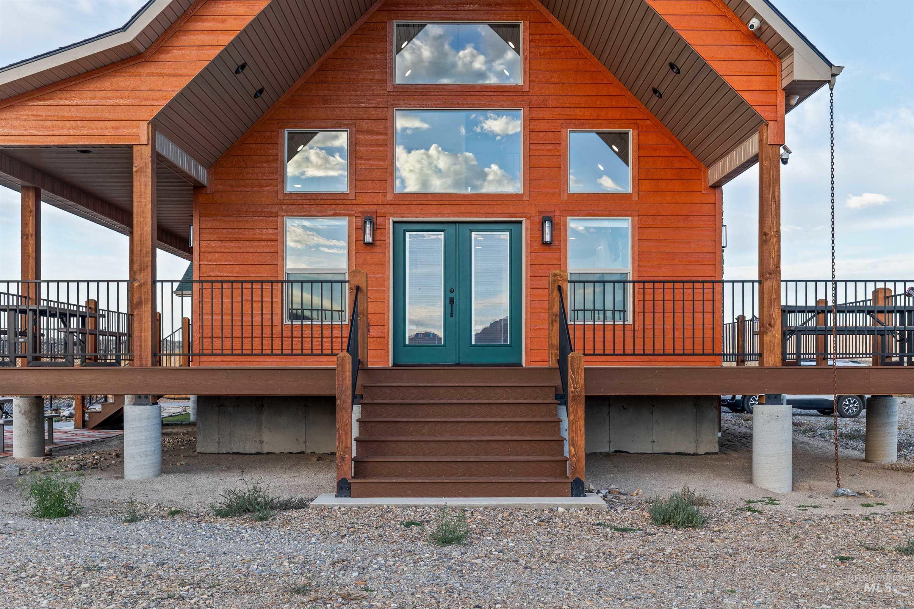 872 E Shootin Iron Rd, Almo, Idaho 83342, 5 Bedrooms, 3 Bathrooms, Residential For Sale, Price $1,100,000,MLS 99003056