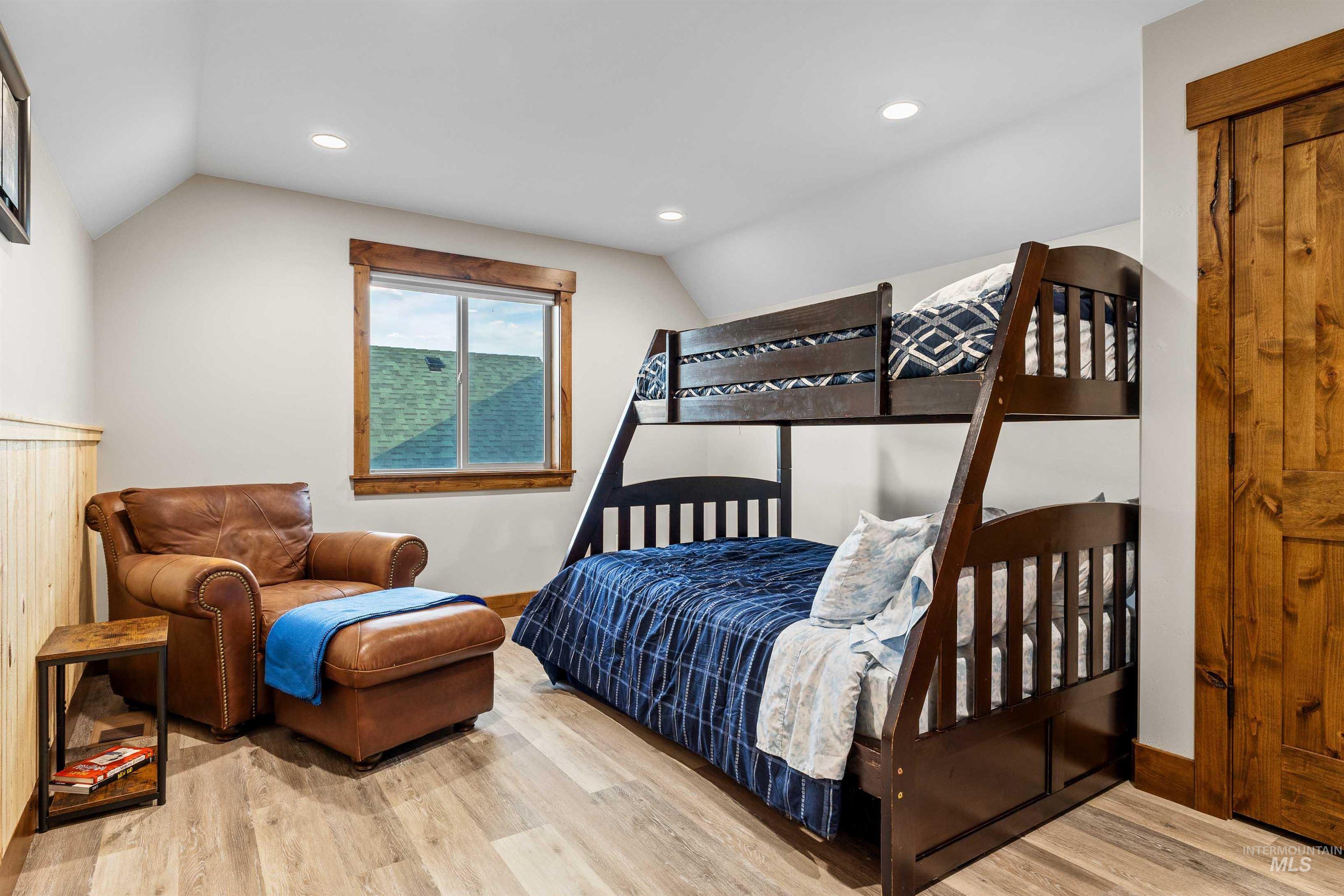 872 E Shootin Iron Rd, Almo, Idaho 83342, 5 Bedrooms, 3 Bathrooms, Residential For Sale, Price $1,100,000,MLS 99003056