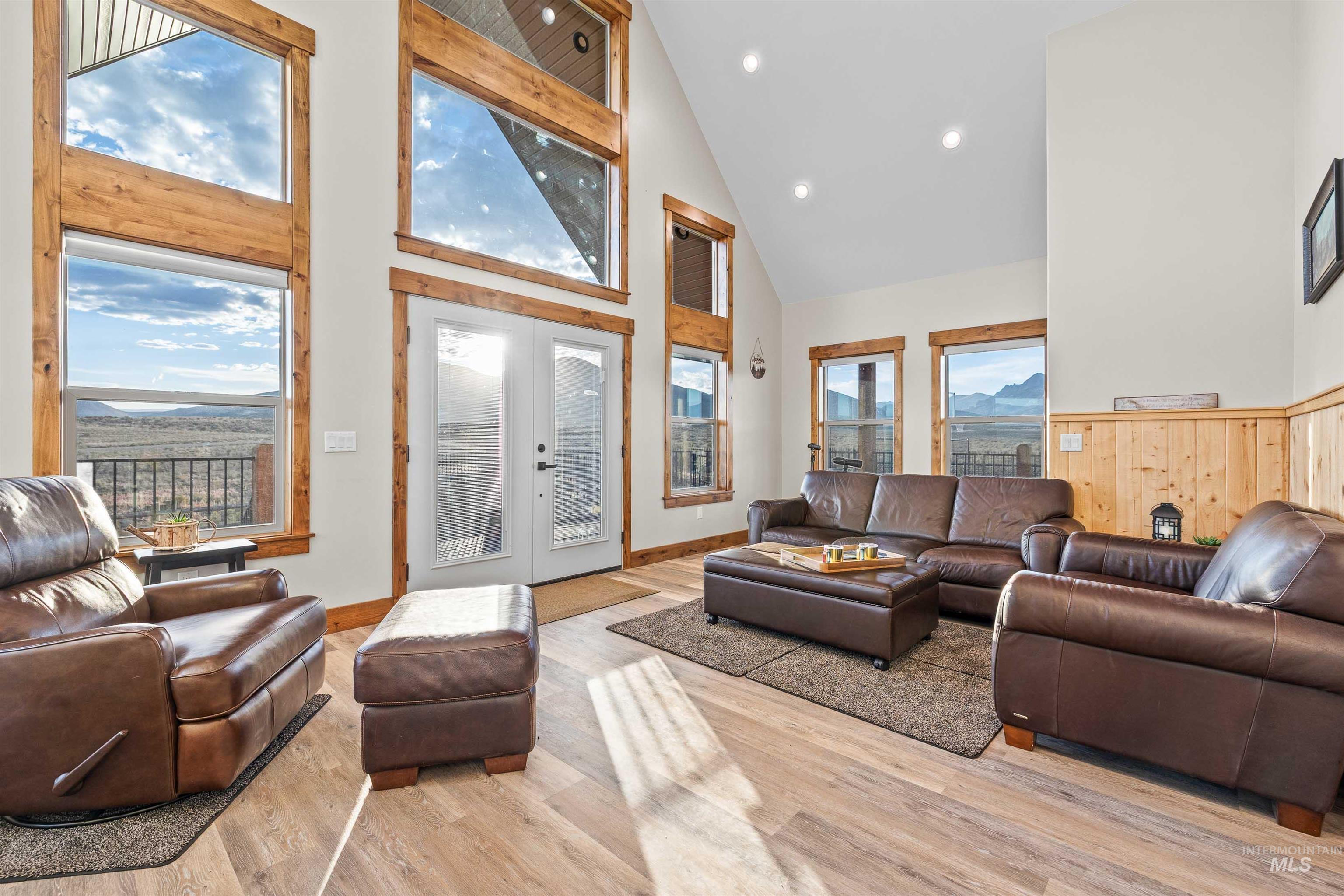 872 E Shootin Iron Rd, Almo, Idaho 83342, 5 Bedrooms, 3 Bathrooms, Residential For Sale, Price $1,100,000,MLS 99003056