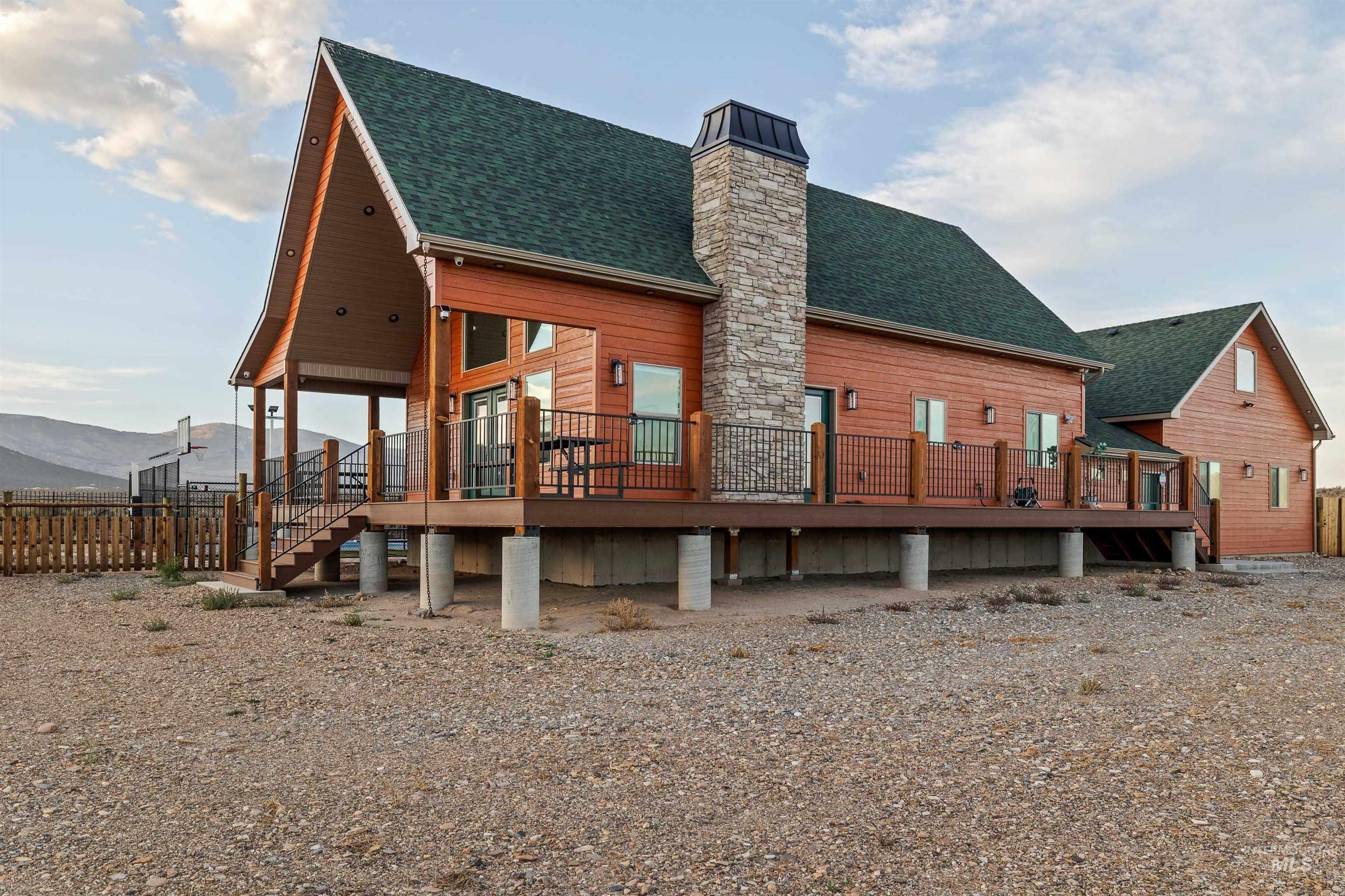 872 E Shootin Iron Rd, Almo, Idaho 83342, 5 Bedrooms, 3 Bathrooms, Residential For Sale, Price $1,100,000,MLS 99003056