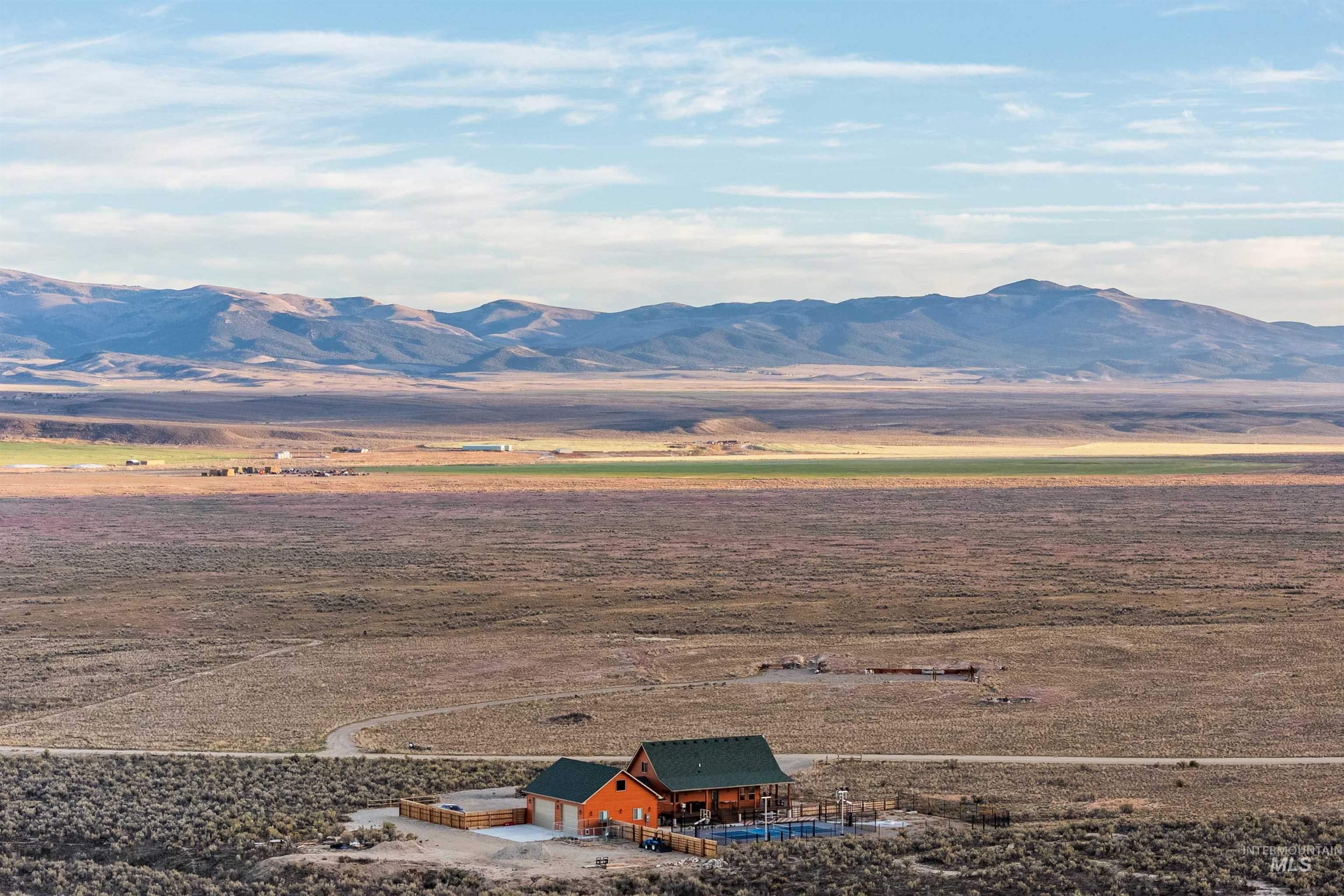 872 E Shootin Iron Rd, Almo, Idaho 83342, 5 Bedrooms, 3 Bathrooms, Residential For Sale, Price $1,100,000,MLS 99003056