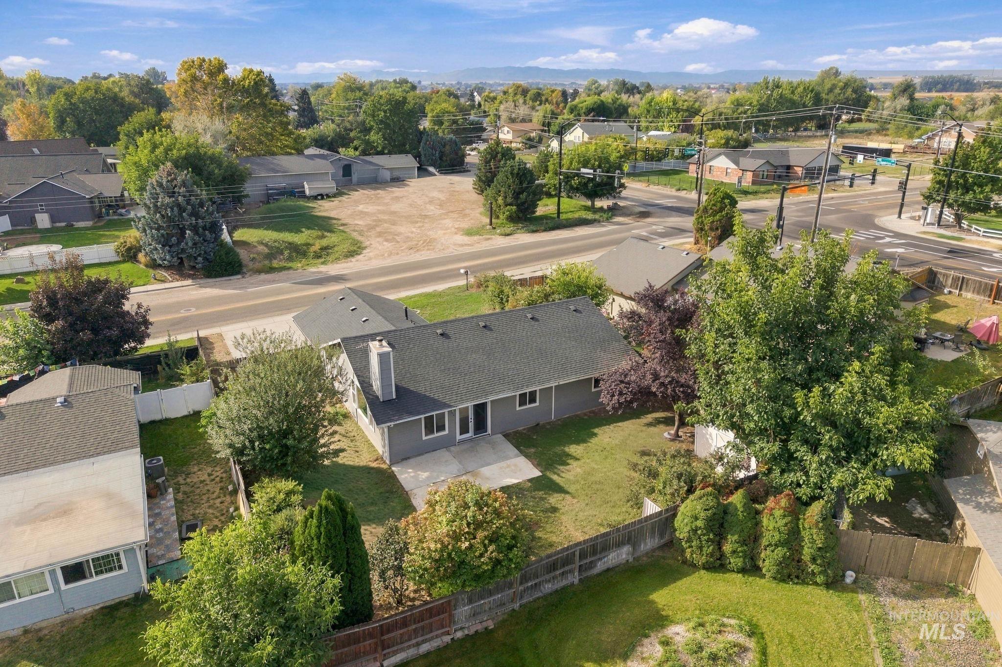 2512 W Flamingo Ave, Nampa, Idaho 83651, 3 Bedrooms, 2 Bathrooms, Residential For Sale, Price $384,900,MLS 99003057
